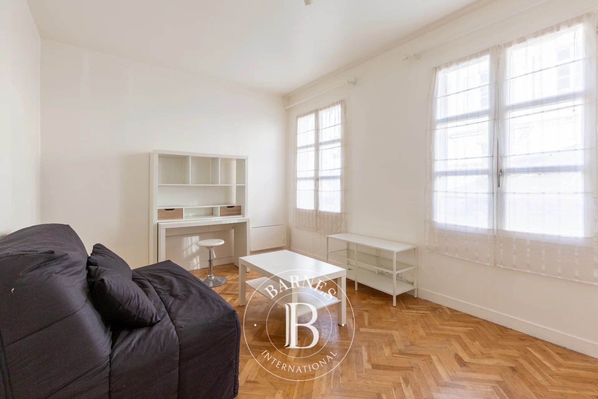 SAINT-GERMAIN-EN-LAYE - QUARTIER URSULINES - STUDIO A RENOVER - INVESTISSEMENT LOCATIF - picture 1