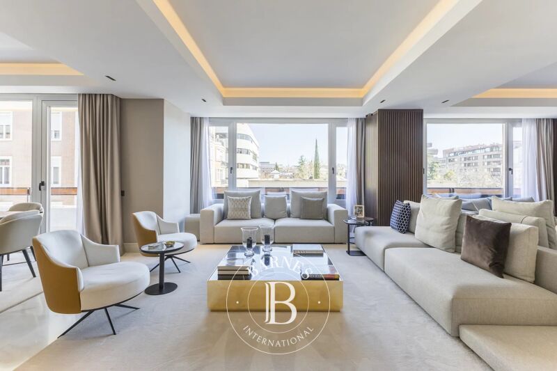 For Sale Apartment | Madrid - picture 2