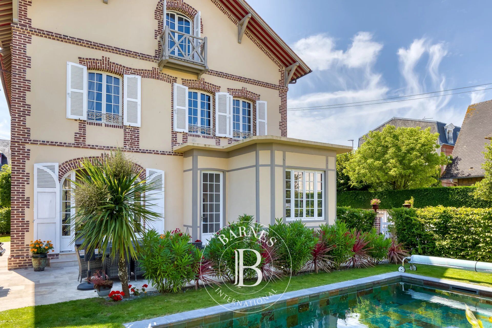 Casa Deauville - picture 1