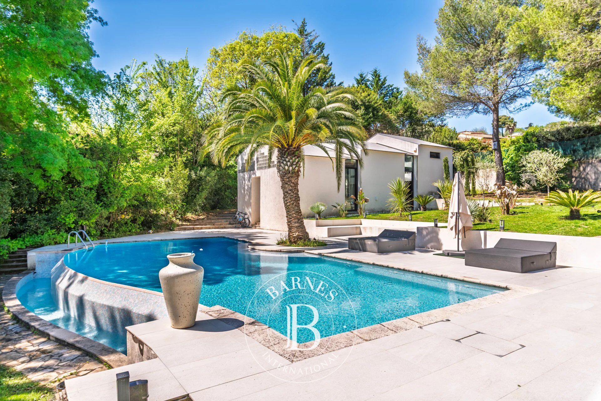 Villa Valbonne - picture 4