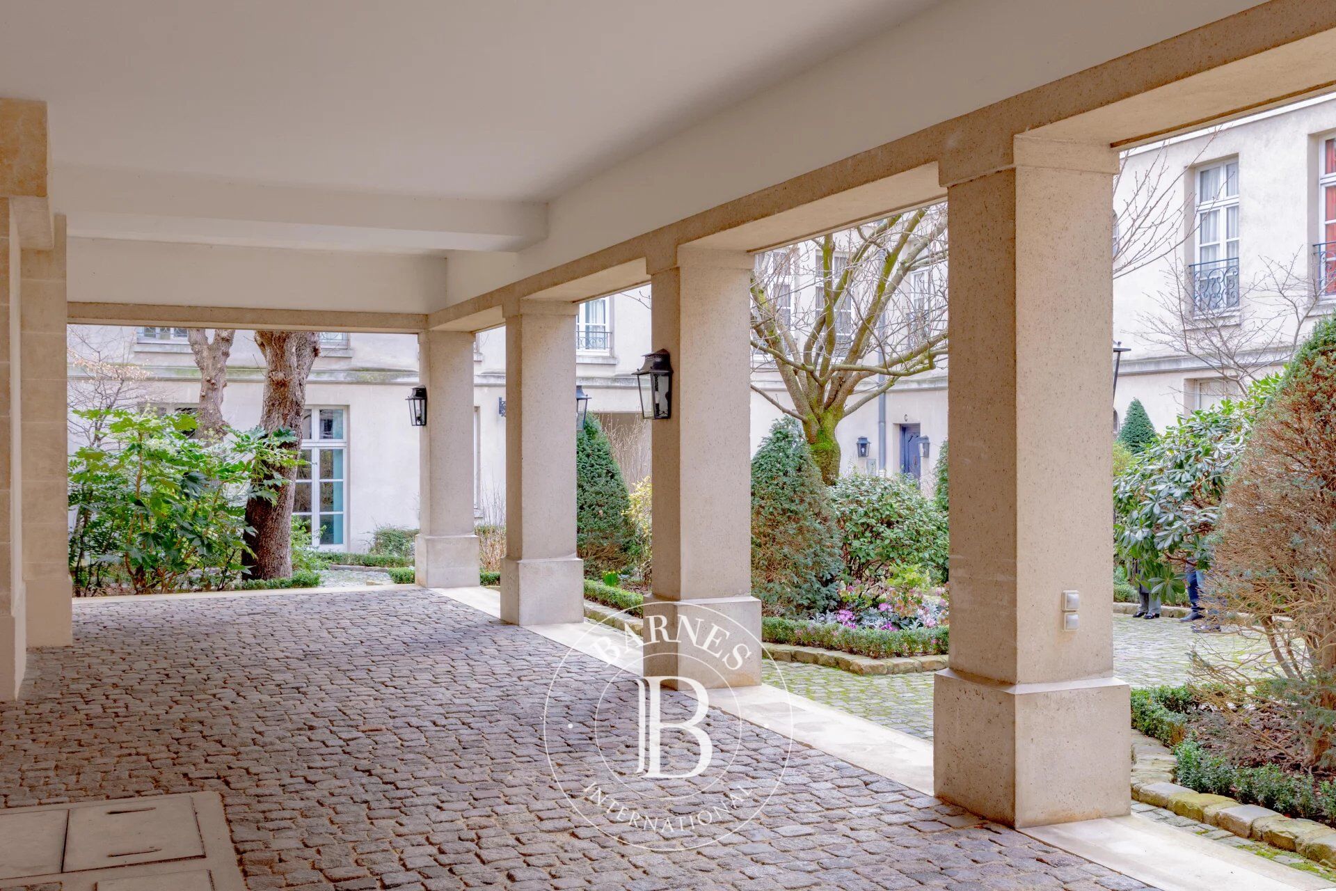 Piso Paris 5ème - picture 1