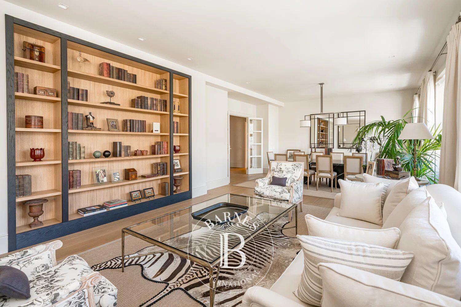 Residencia Exclusiva con Vistas a la Embajada de Italia - picture 1