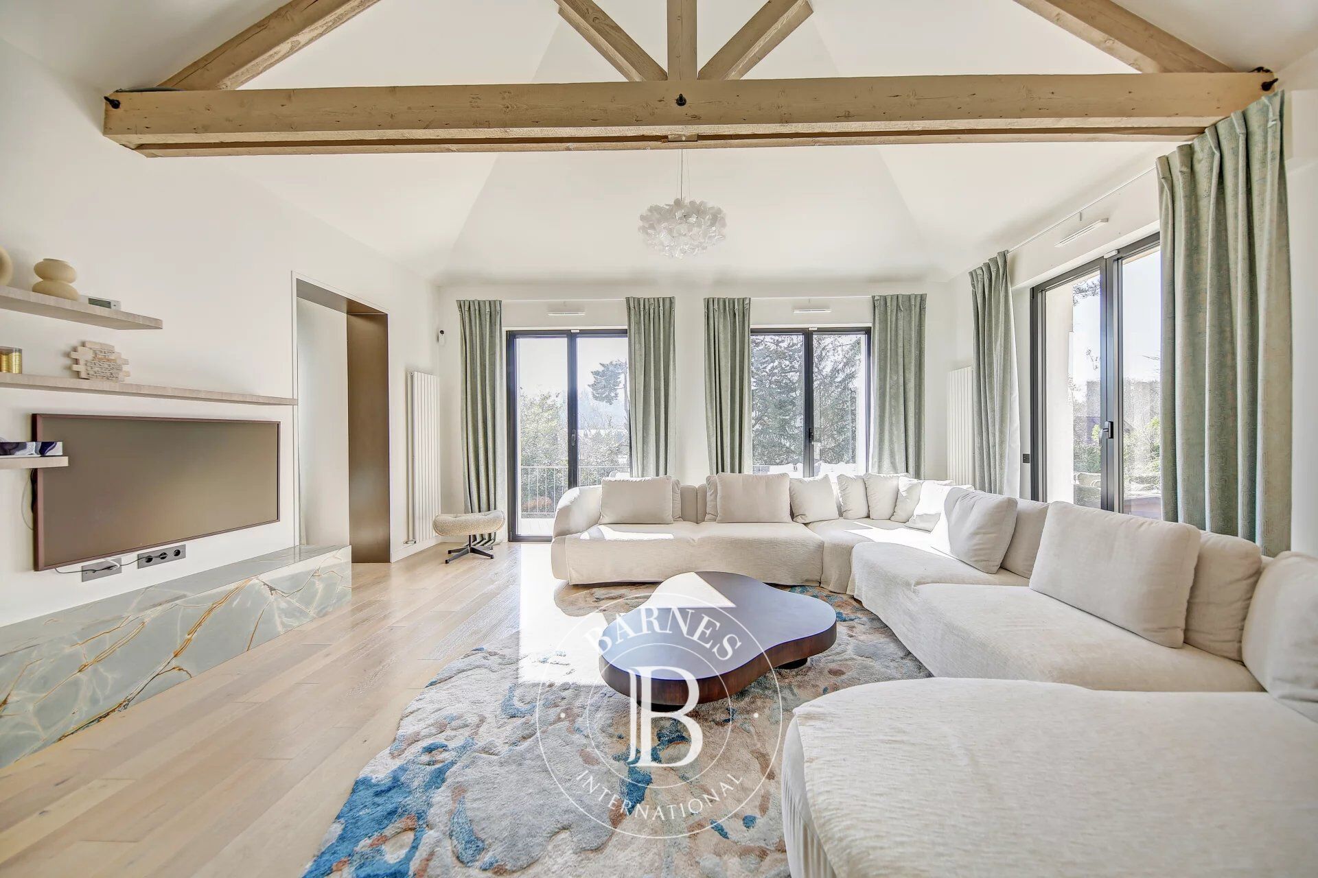 Exclusivité - La Celle-Saint-Cloud les GRESSETS - Maison de 350 m² - 5/6 chambres - picture 2