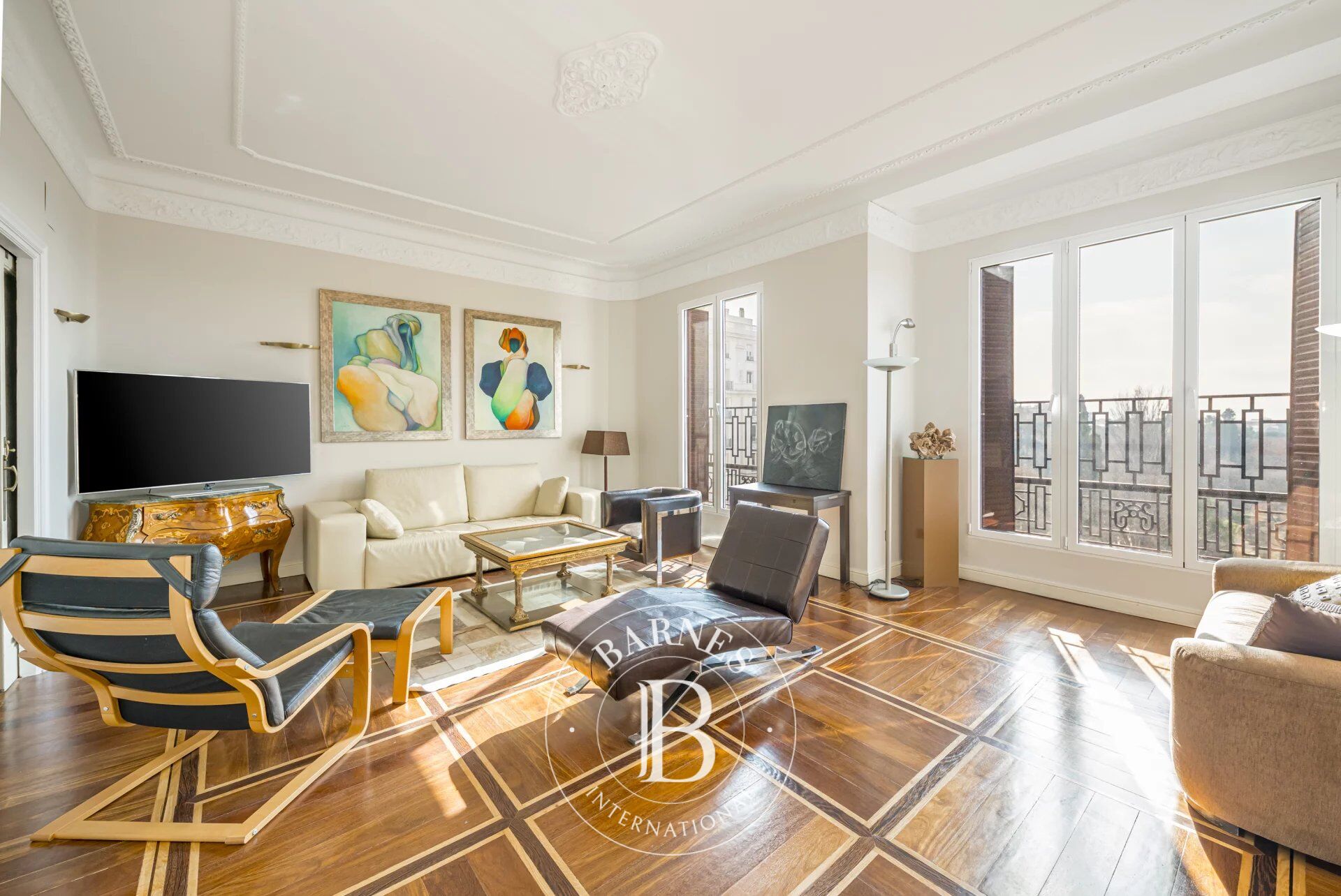 Madrid – Retiro – Exceptional Furnished Property - picture 3