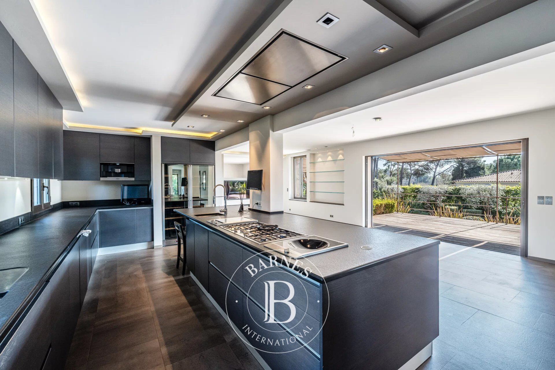 Ev Mougins - picture 5