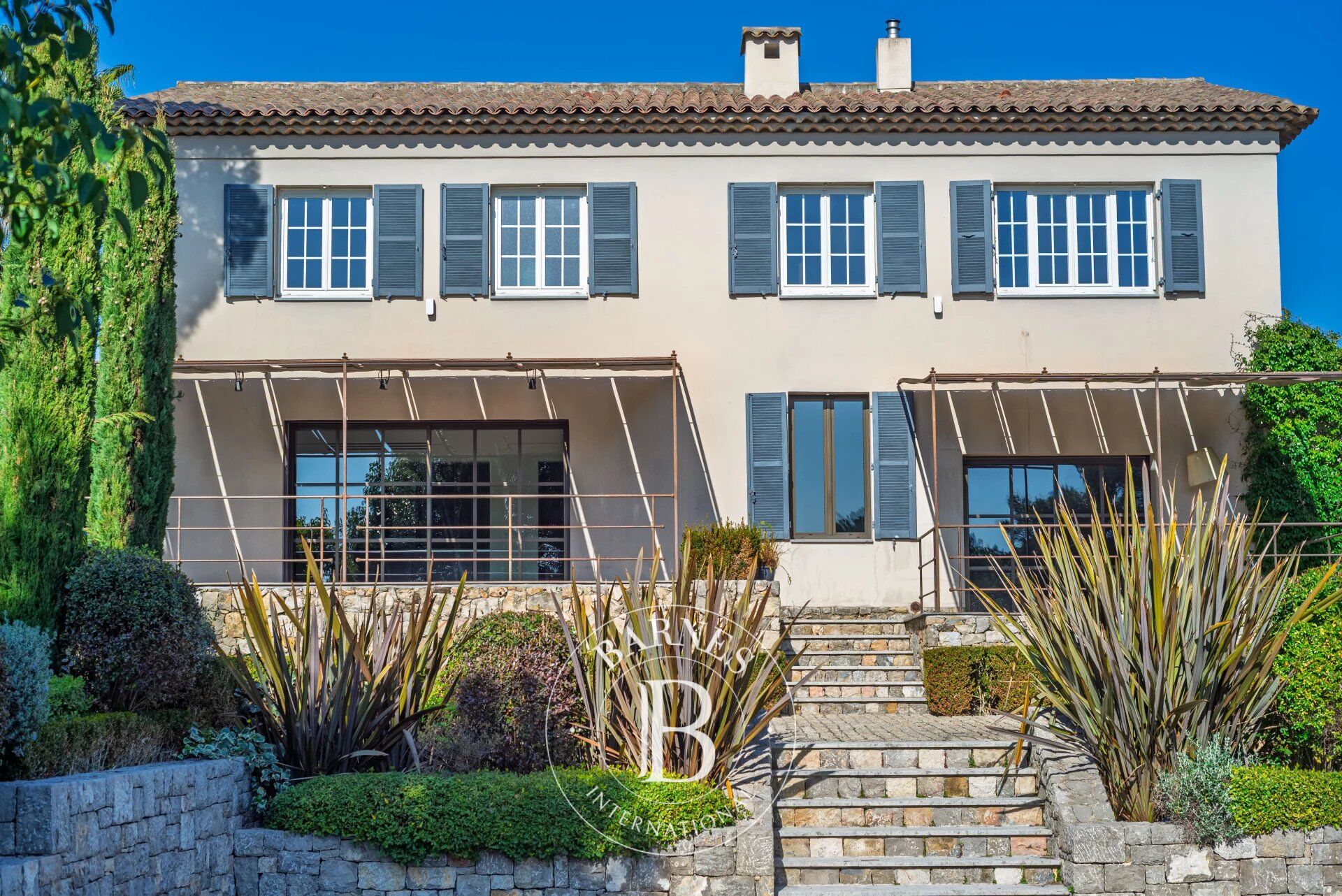 Ev Mougins - picture 4