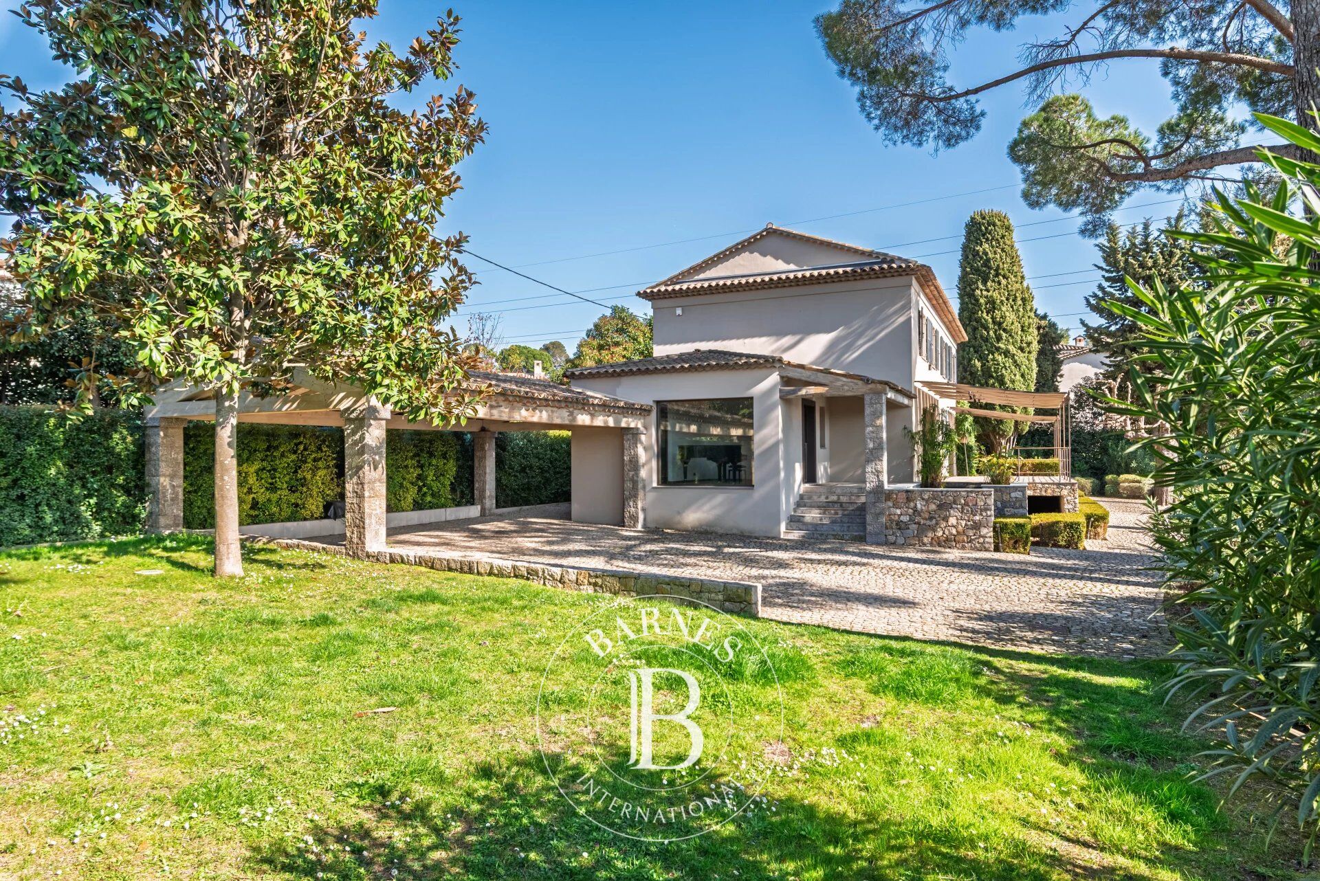 Ev Mougins - picture 14