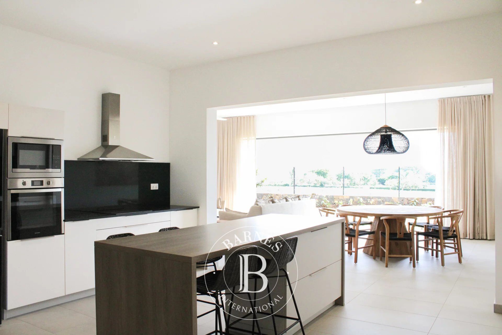 BELLE VUE - Exceptional 3-bedroom apartment - picture 3