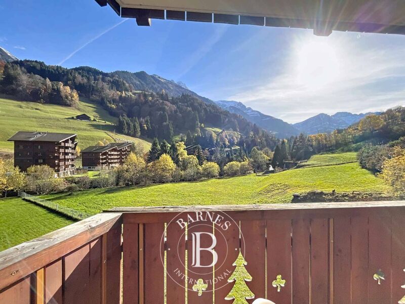 Appartement lumineux de 2.5 pièces avec balcon