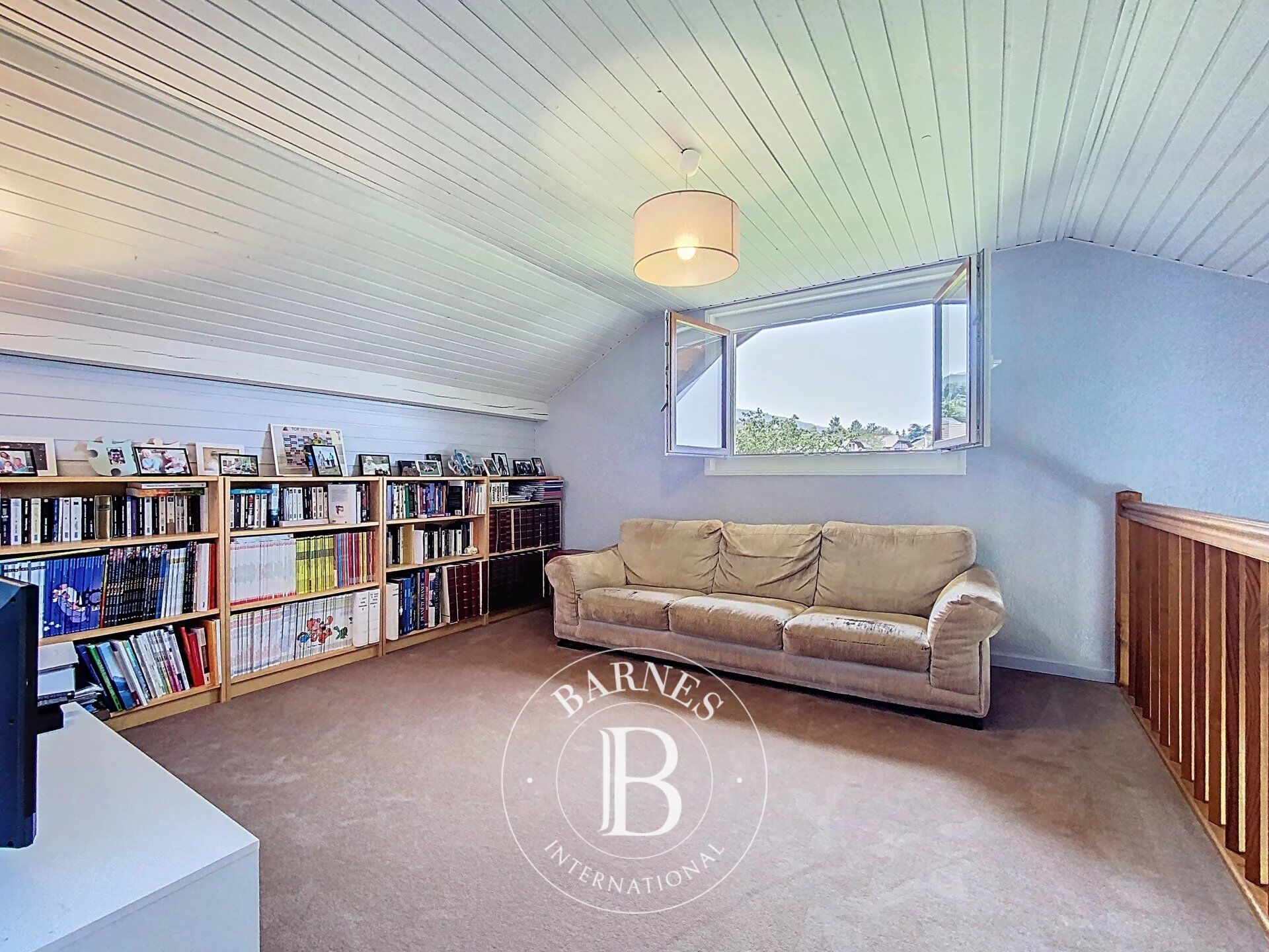 Ev Neuvecelle - picture 11