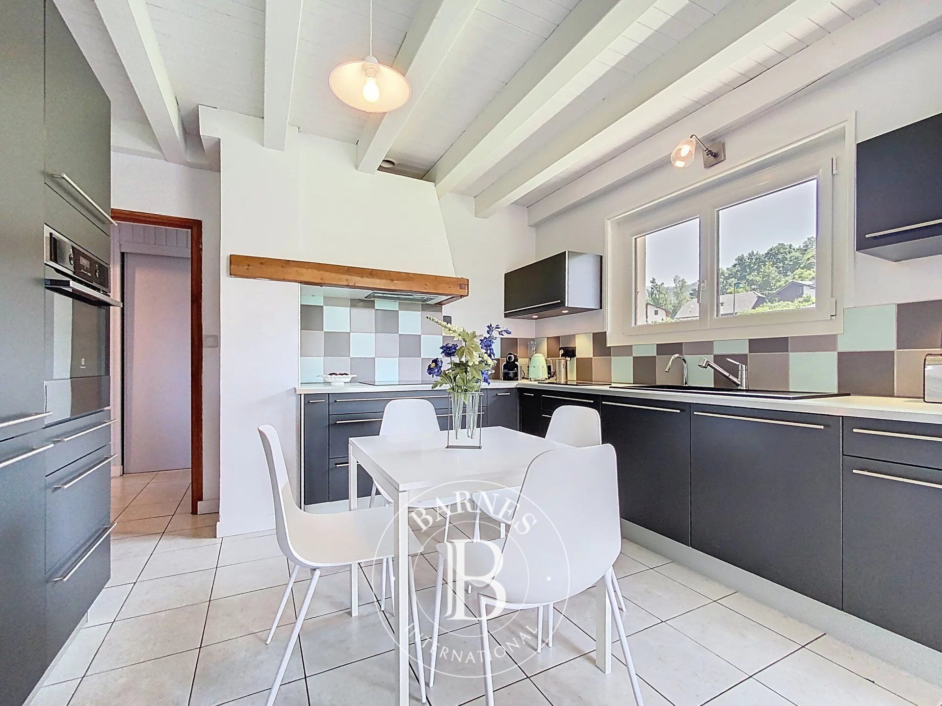 Ev Neuvecelle - picture 6