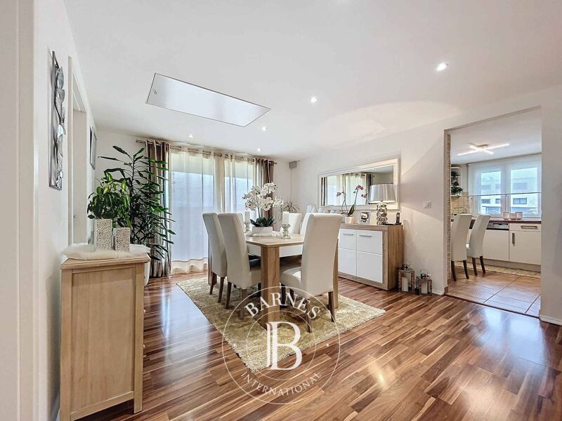 Venta, Villa Botterens - picture 1