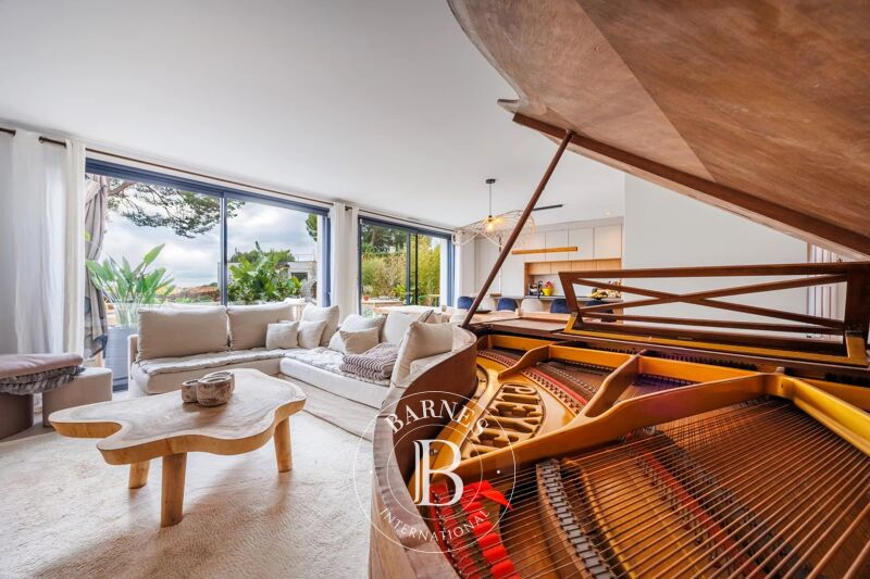 Venta, Villa Cassis - picture 1