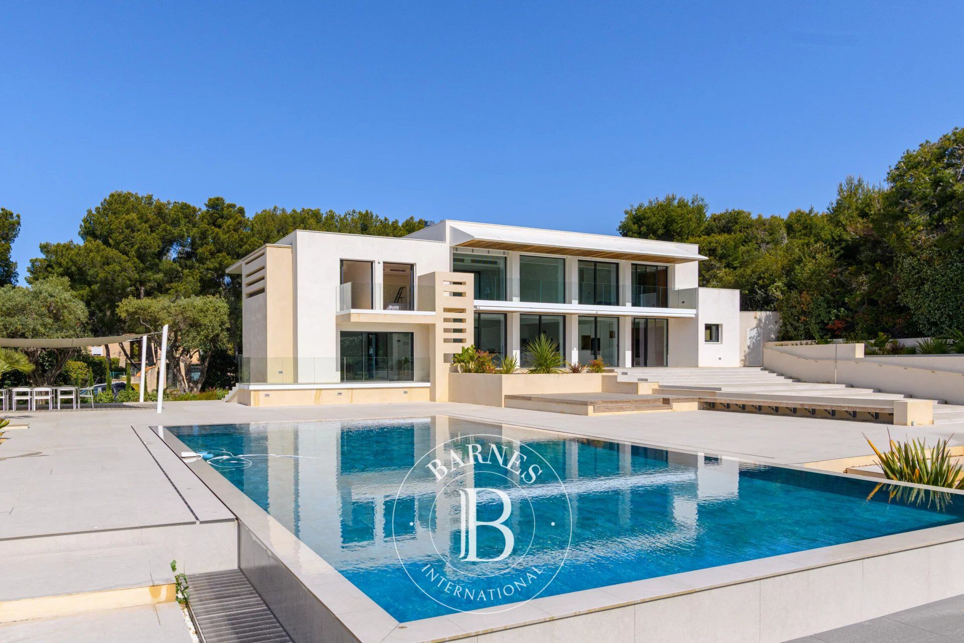 For Sale House | Saint-Cyr-sur-Mer - picture 2