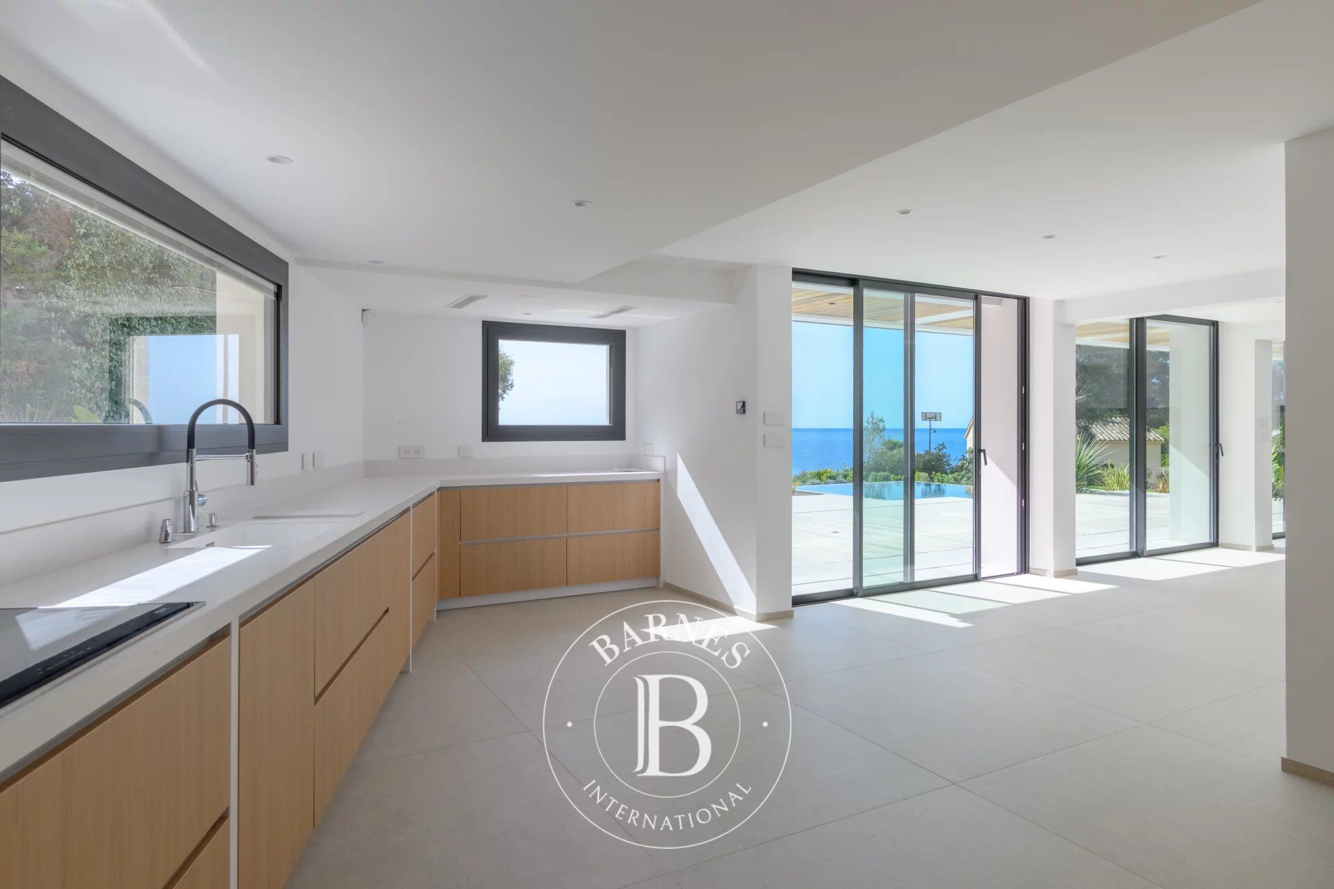 For Sale House | Saint-Cyr-sur-Mer - picture 9