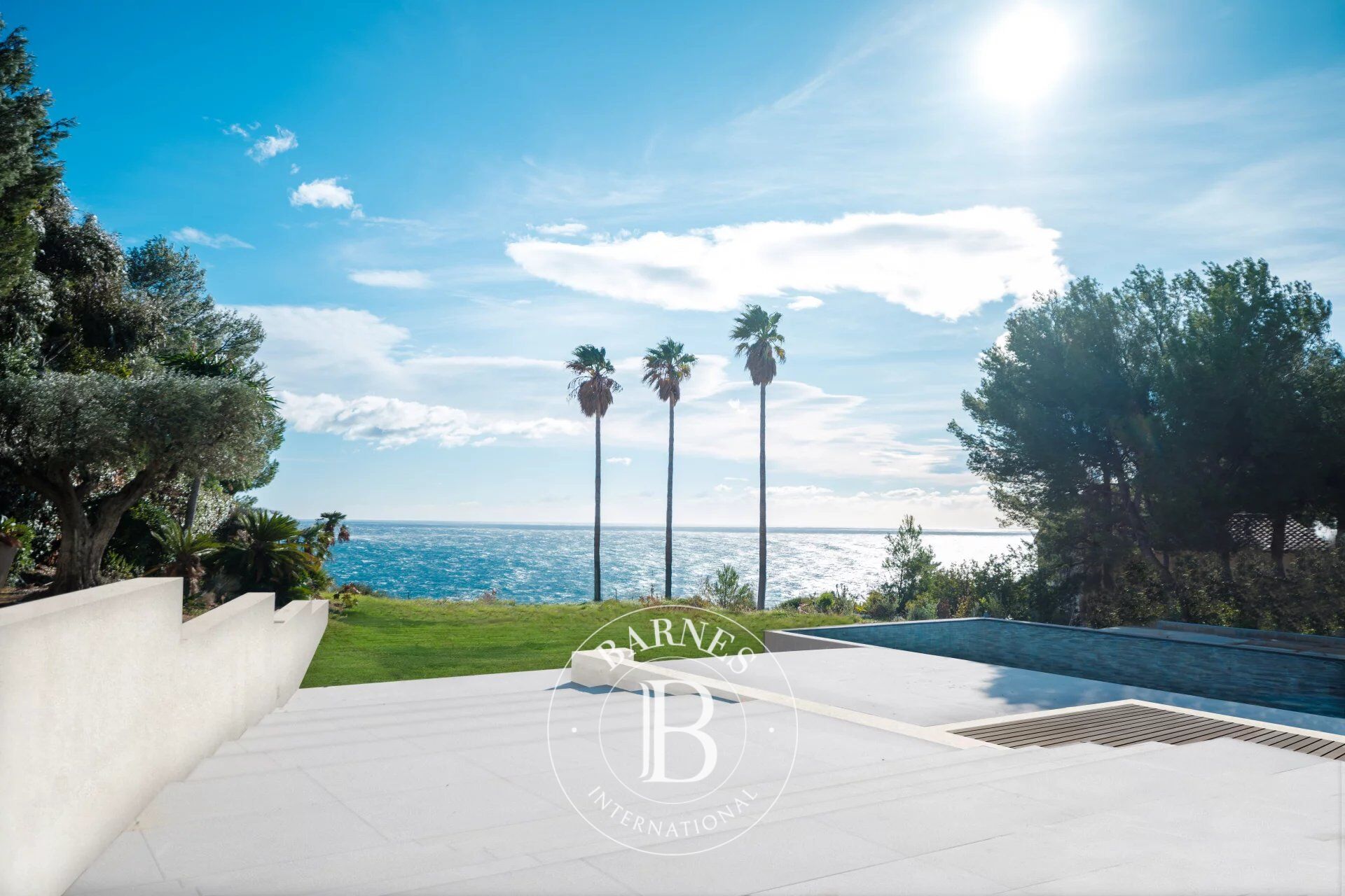 Vente - Domaine Privé de Port D'alon - Front de Mer - Villa Contemporaine - picture 1