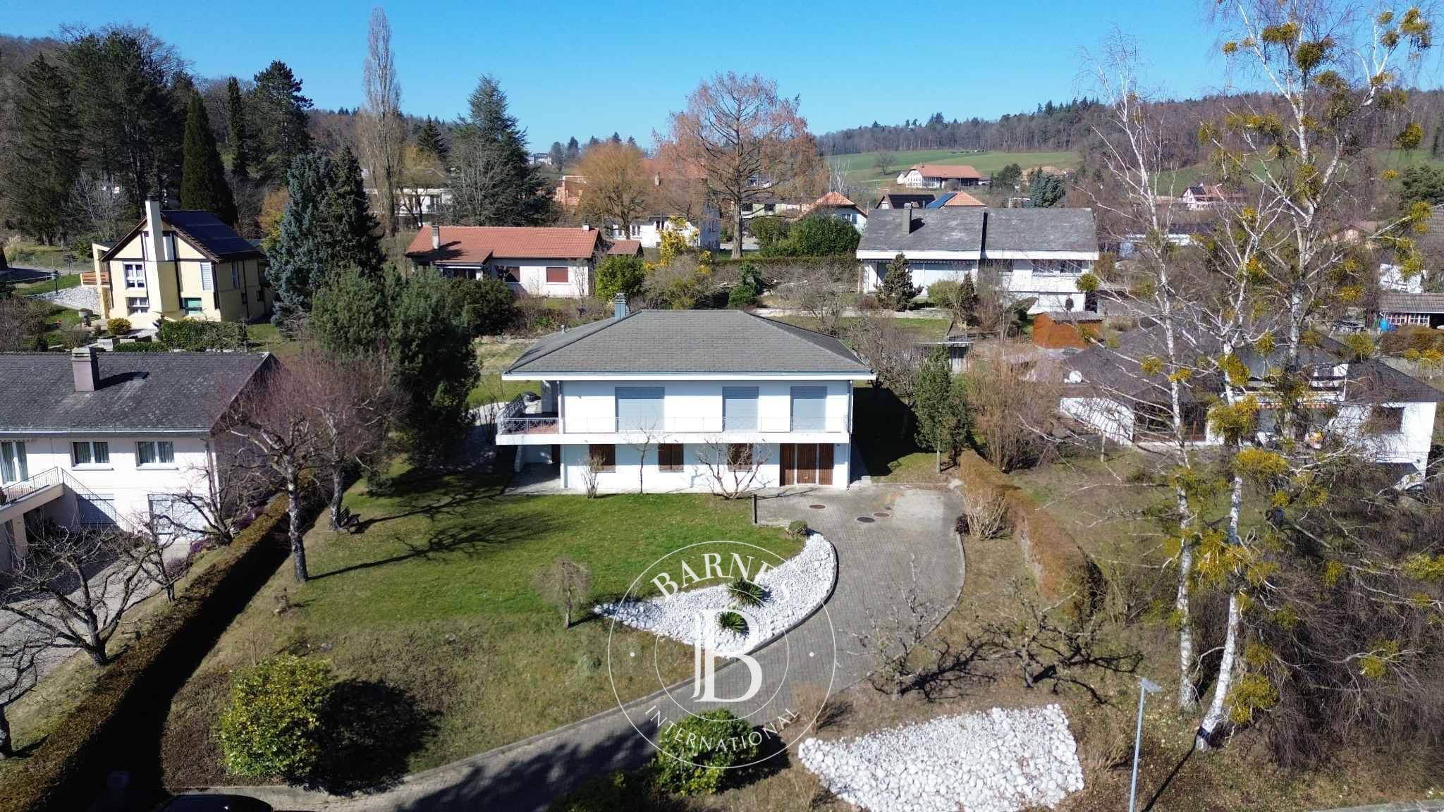 Villa Belfaux - picture 1