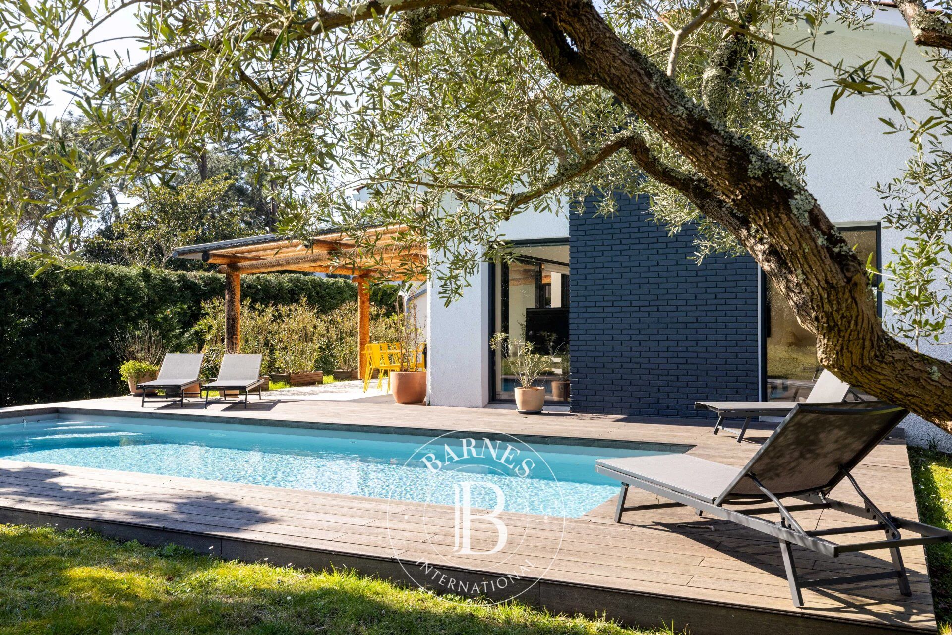 ANGLET CHIBERTA, ENTRE MAR Y BOSQUE, CASA UNIFAMILIAR DE 208 M² - picture 1