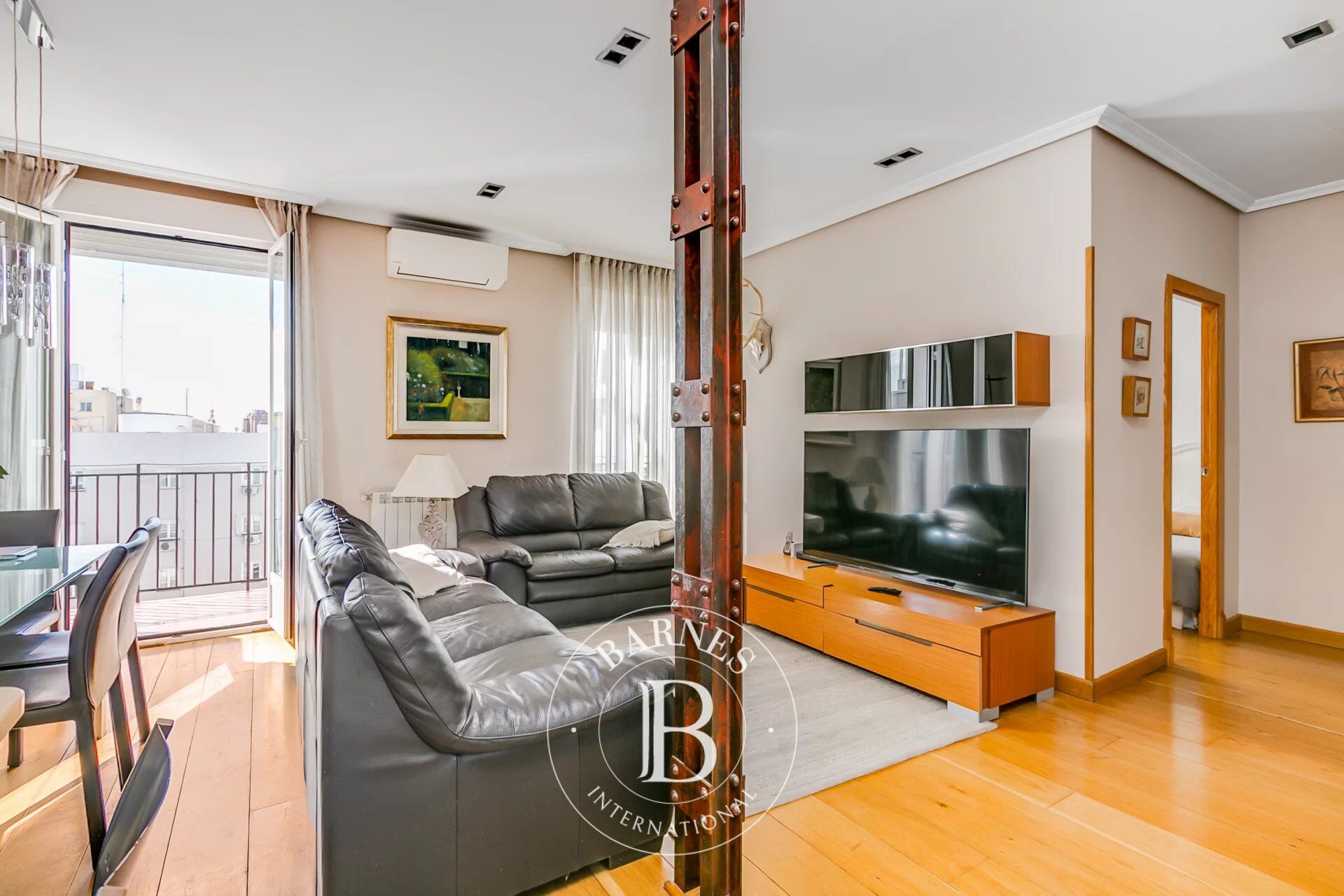 Penthouse Madrid - picture 1