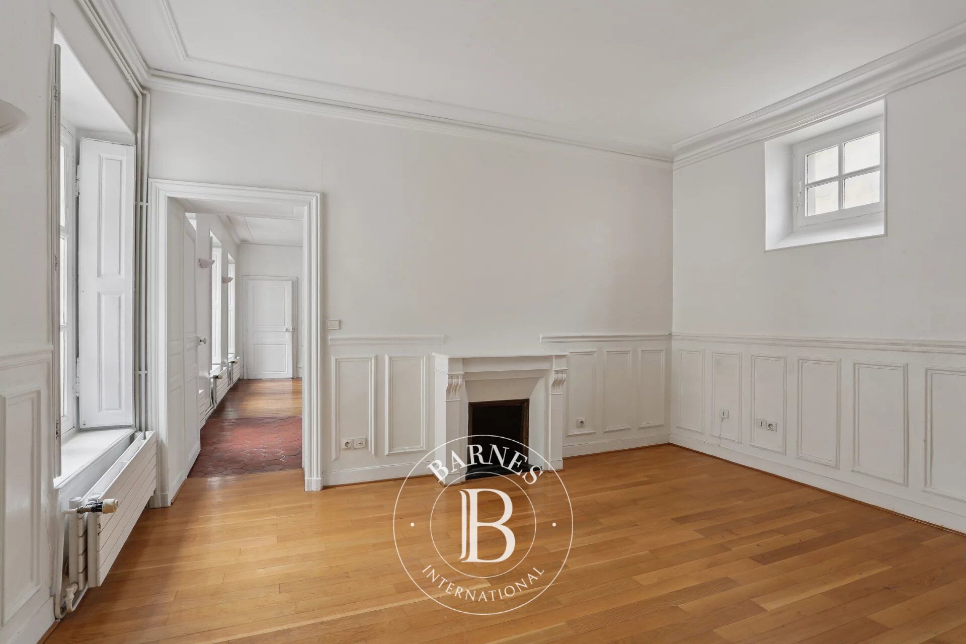 Versailles centre/Notre-Dame - 2-bed apartment - 18th-century building - picture 2