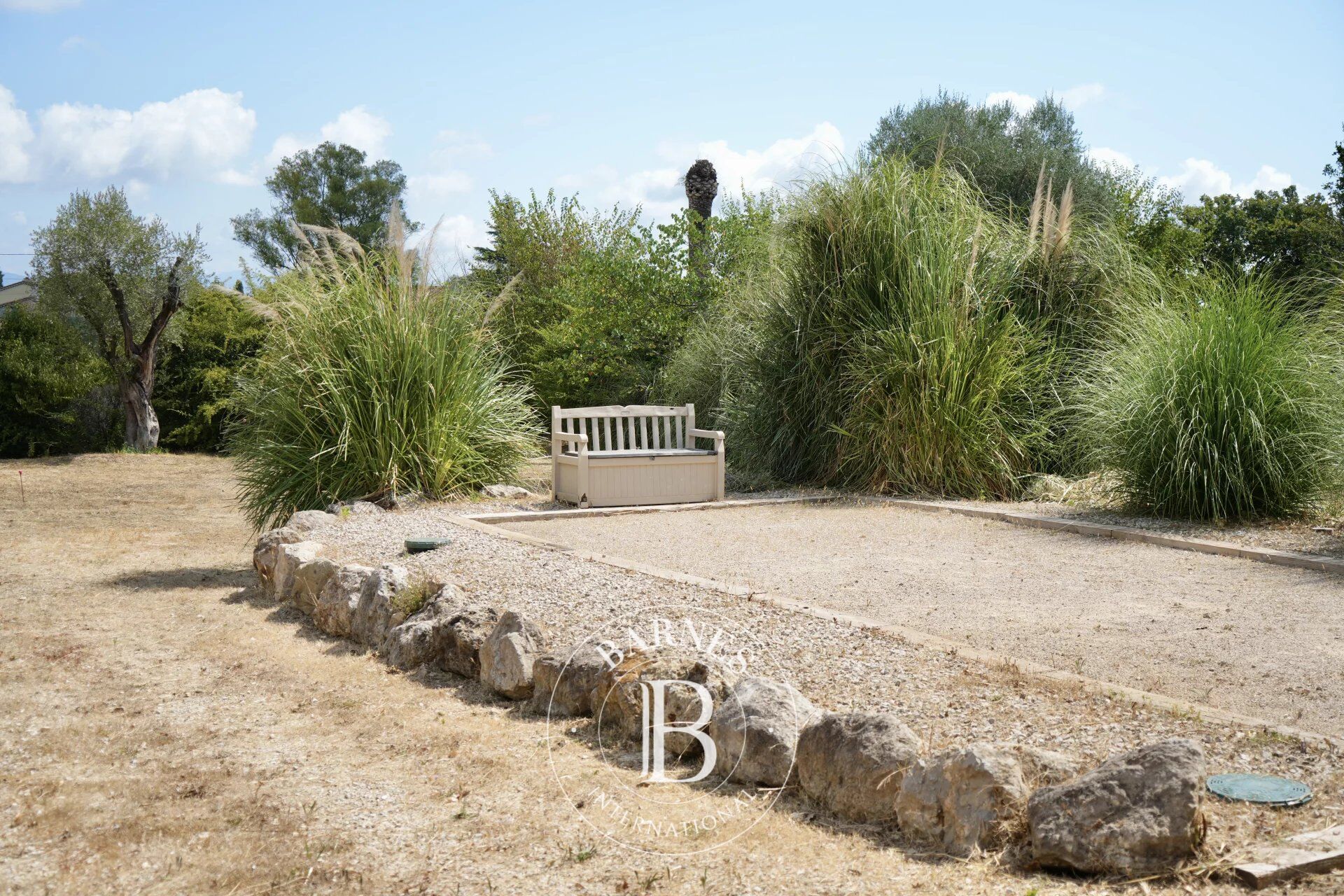 Arazi Roquefort-les-Pins - picture 15