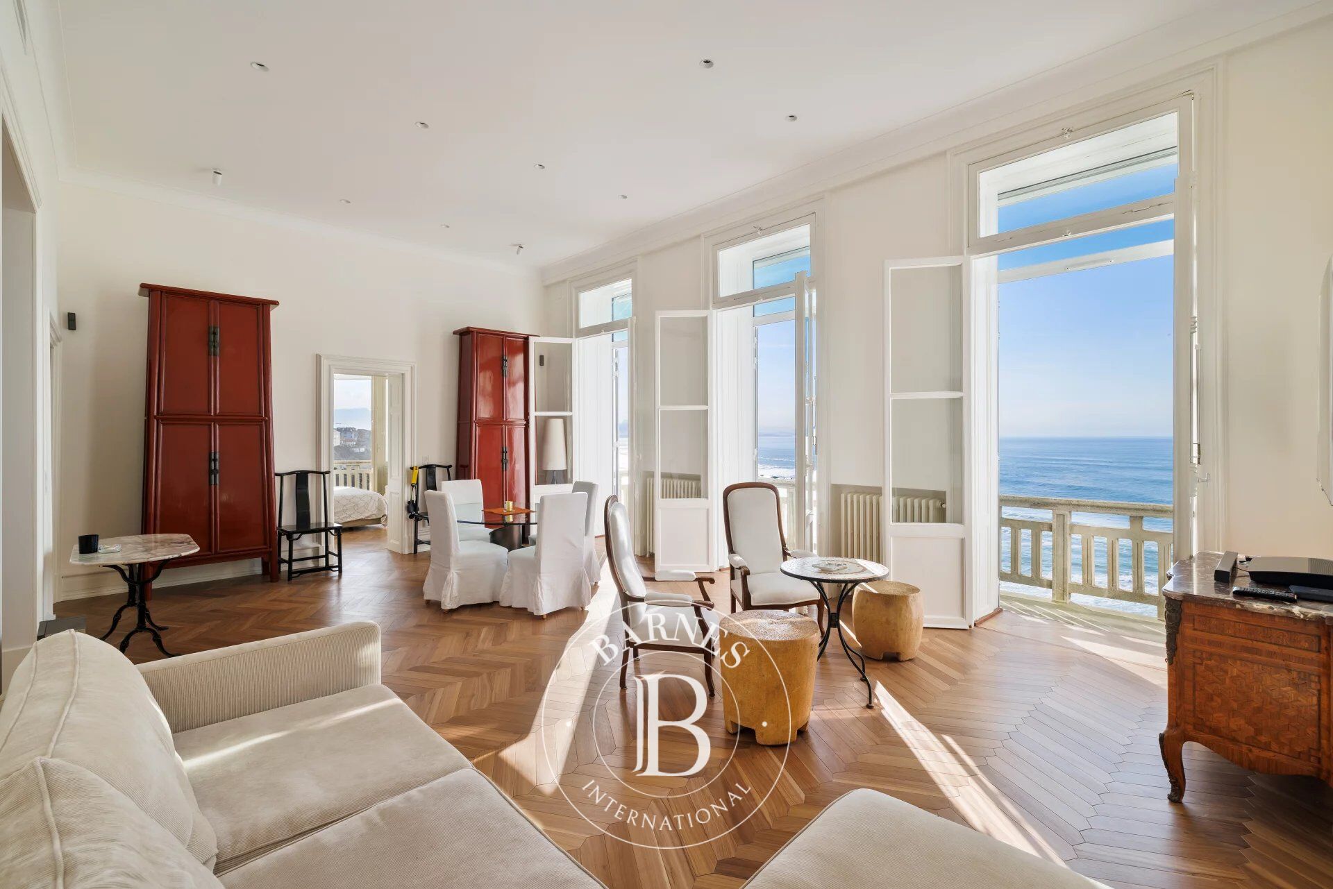 BIARRITZ, APPARTEMENT D'EXCEPTION DE 140 M², VUE PANORAMIQUE SUR L'OCÉAN - picture 2