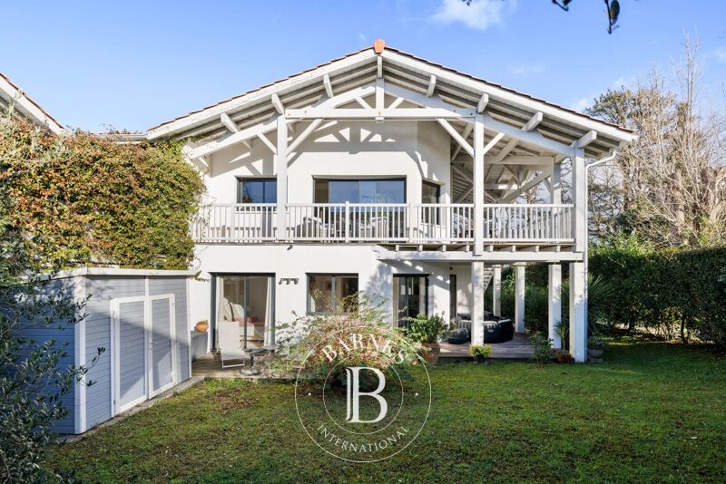 BIDART, MAISON AVEC 3 CHAMBRES, TERRASSE, APERCU MER