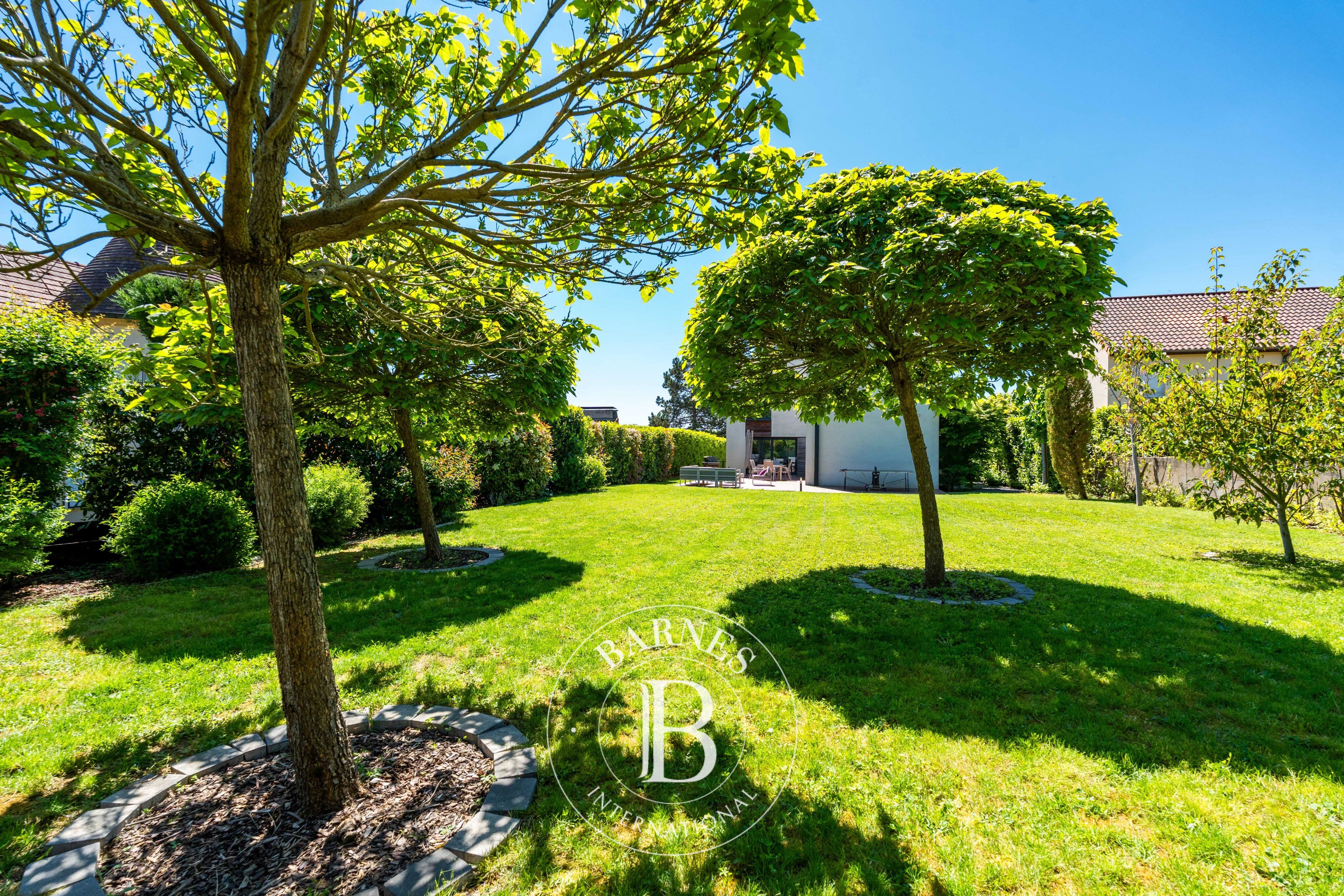 Vente villa d'architecte - Thionville - Terrasse et jardin - picture 1