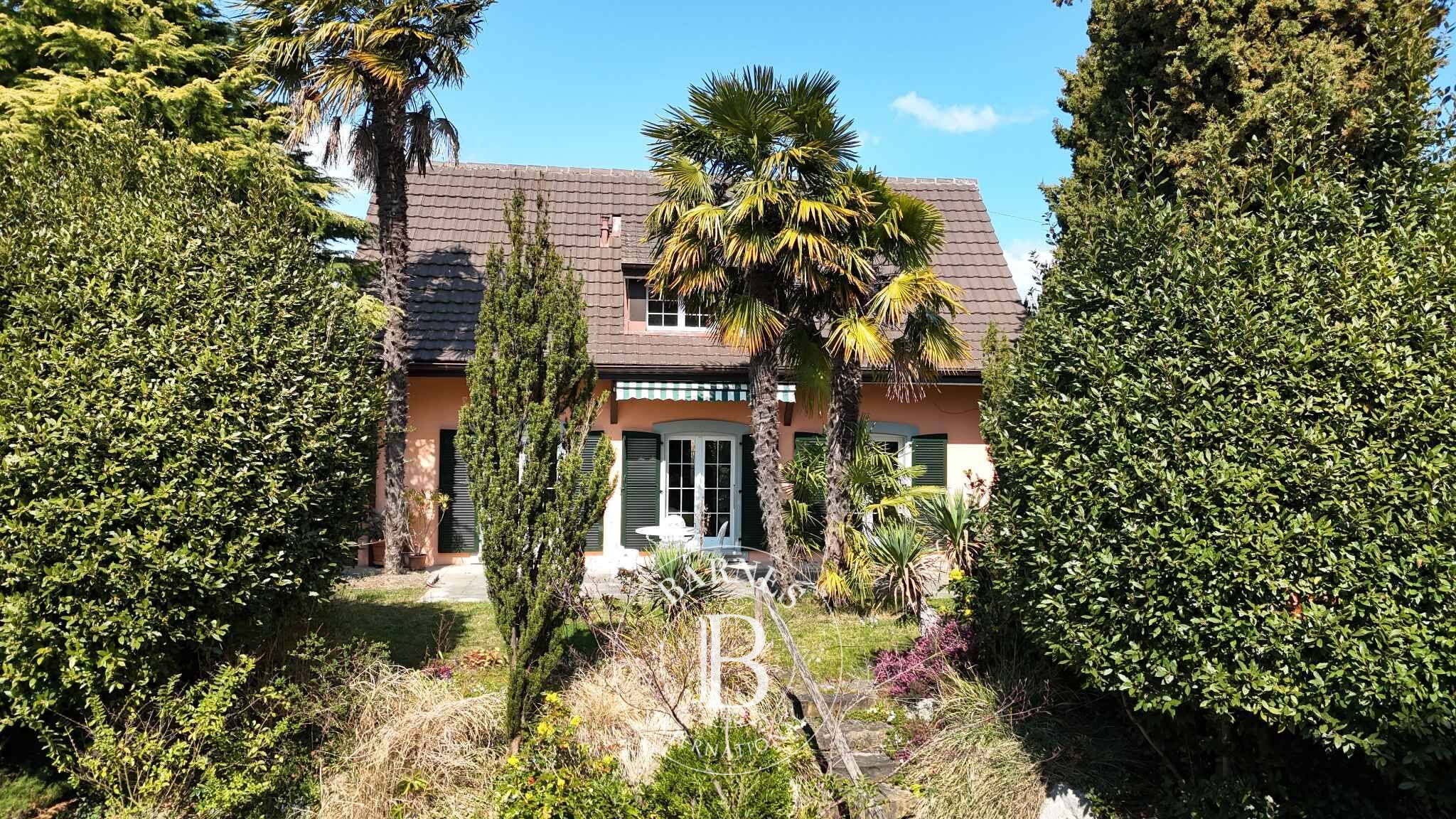 Villa individuelle avec magnifique jardin - picture 1