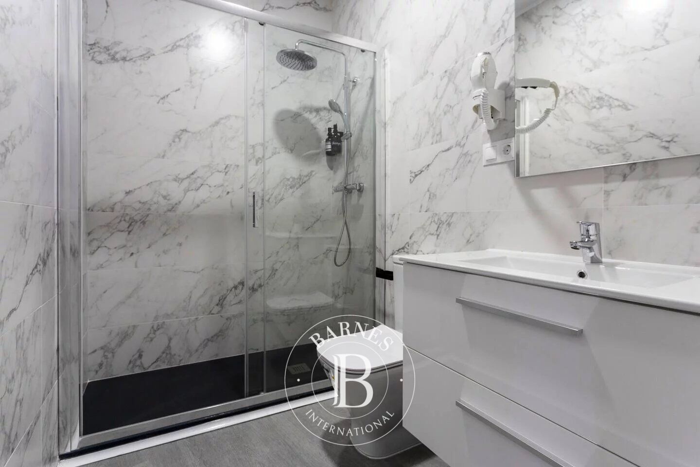 Daire Madrid - picture 11