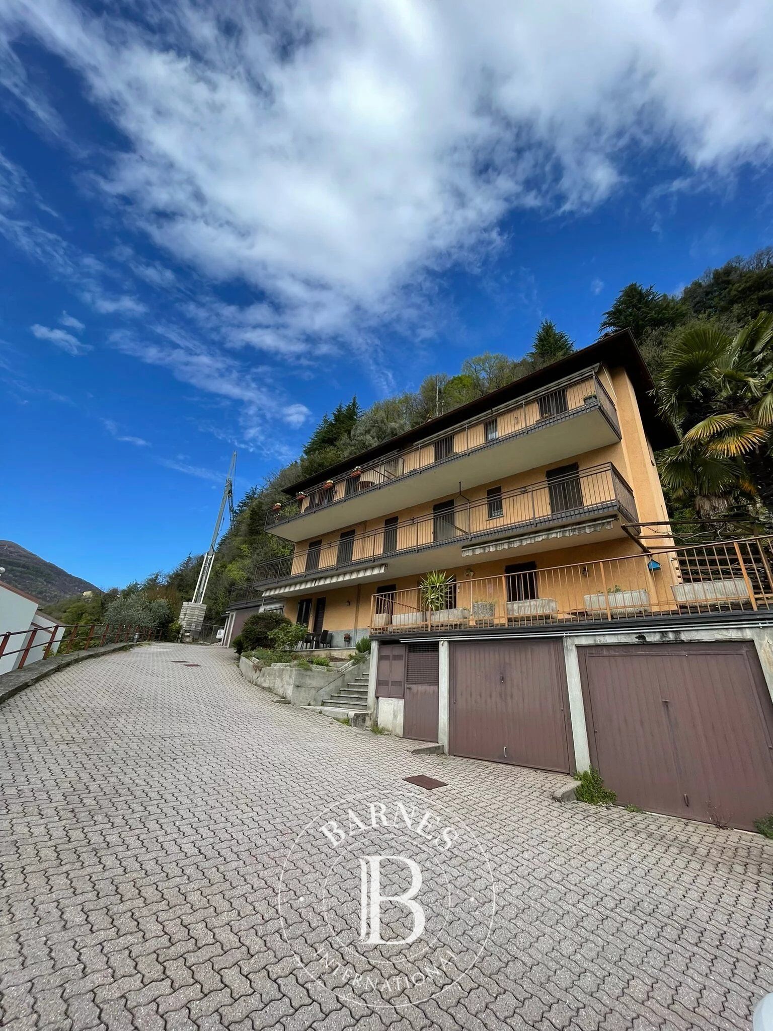 Daire Domaso - picture 18