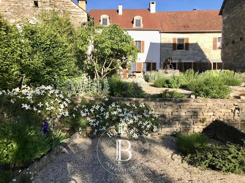 À vendre, Maison de village Mont-Saint-Jean - picture 1