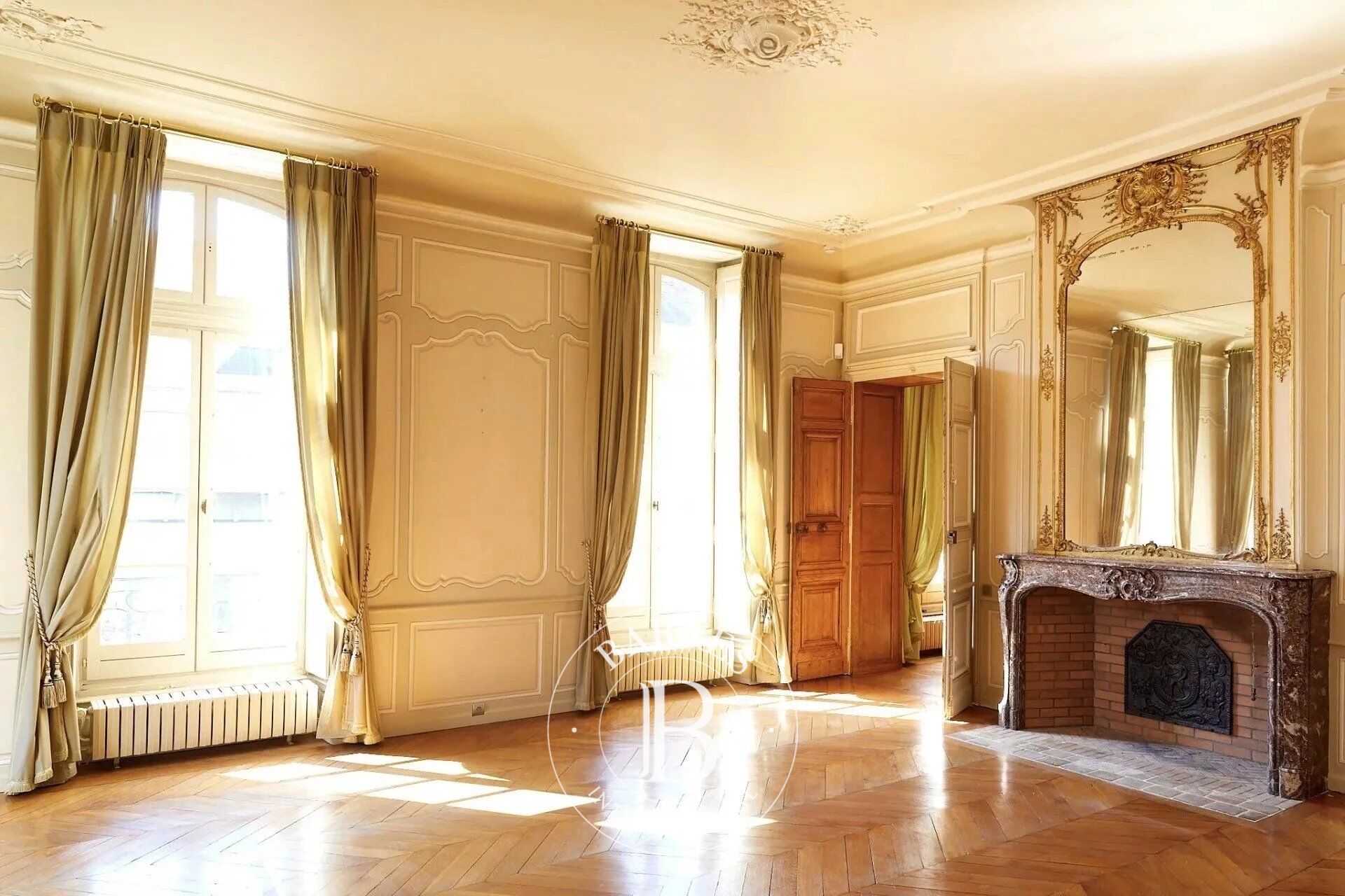 Palacete Beaune - picture 2