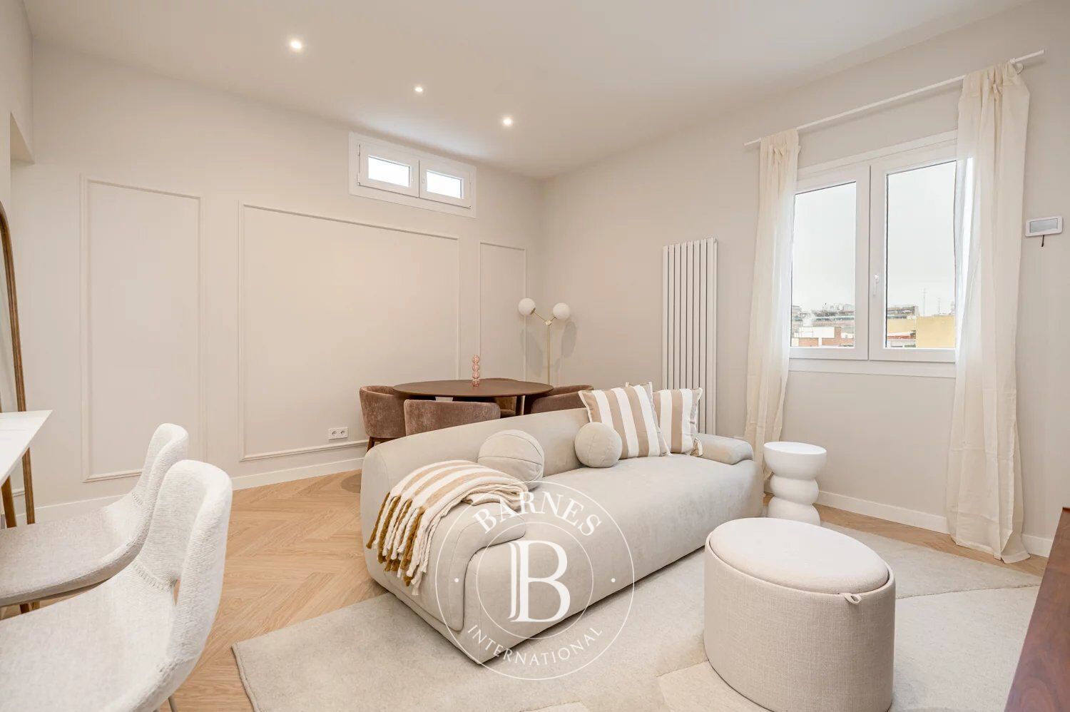 Madrid – Salamanca – Spectaculaire appartement en rénovation - picture 1