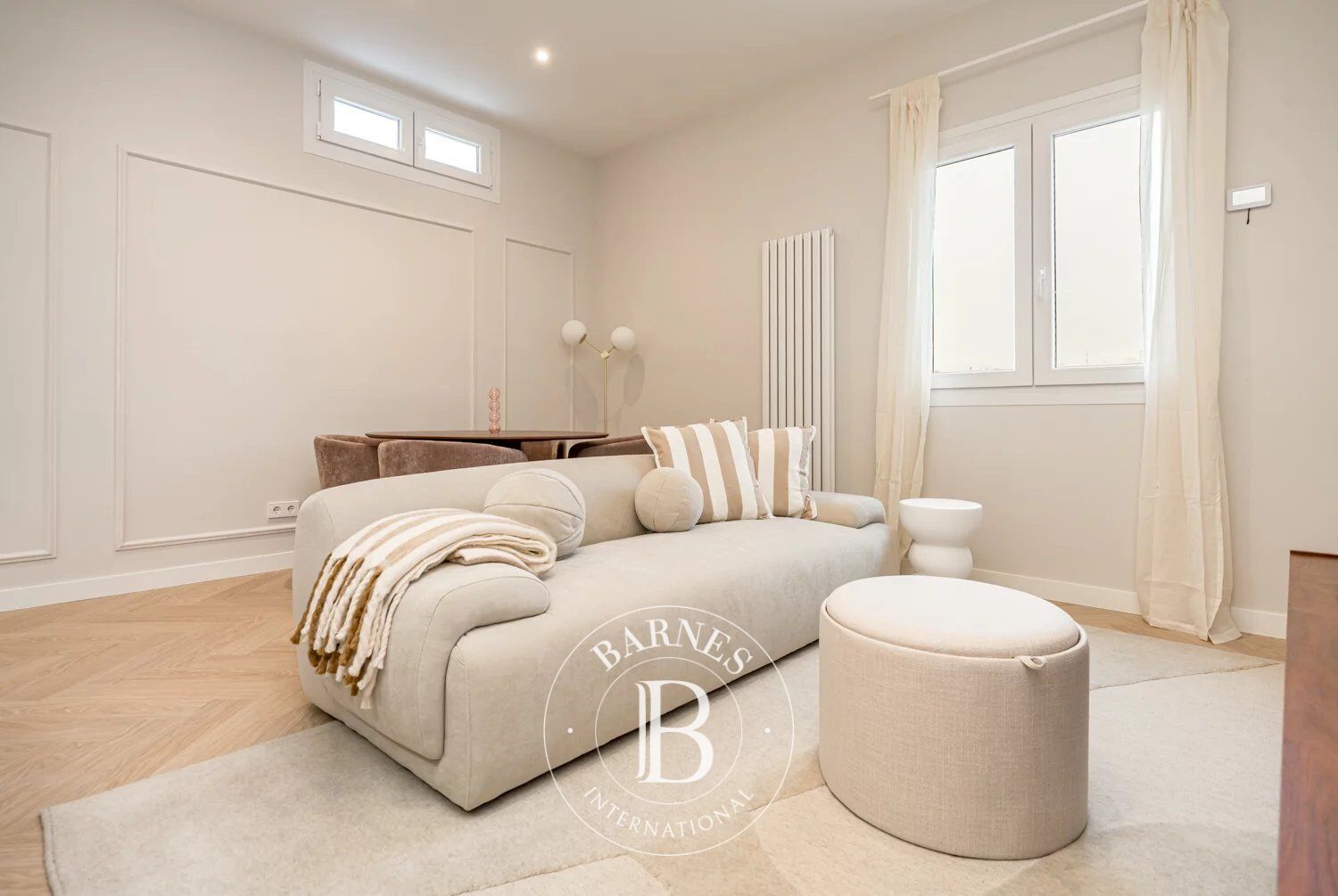 Madrid – Salamanca – Spectaculaire appartement en rénovation - picture 2