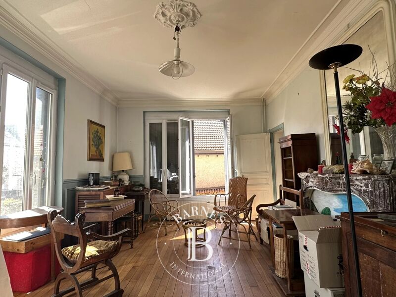 Venta, Casa Saint-Chéron - picture 3