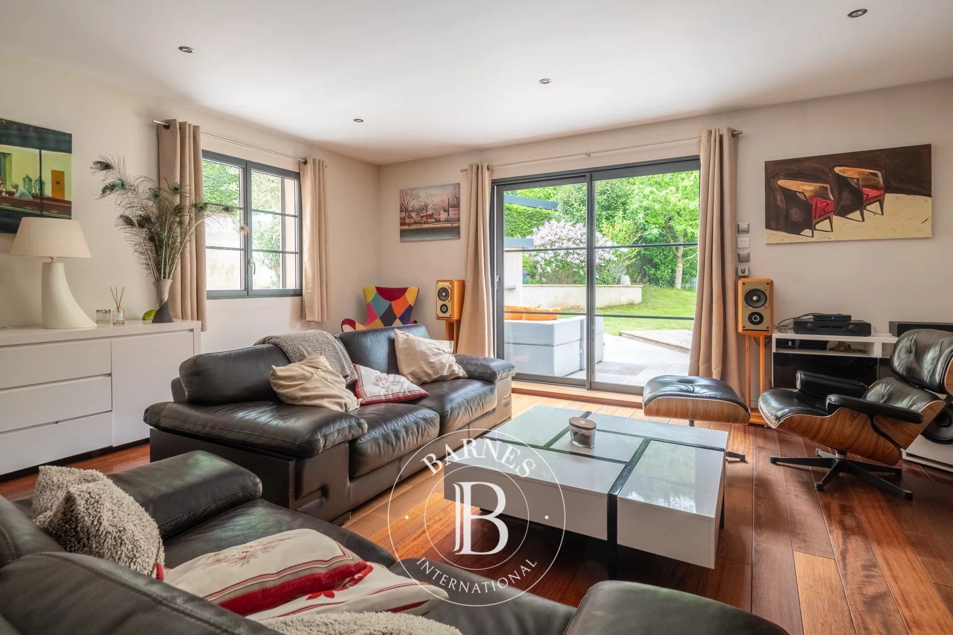 Caluire et Cuire - Family house - 9 rooms - Land of 1078 sqm - 6 bedrooms - picture 3