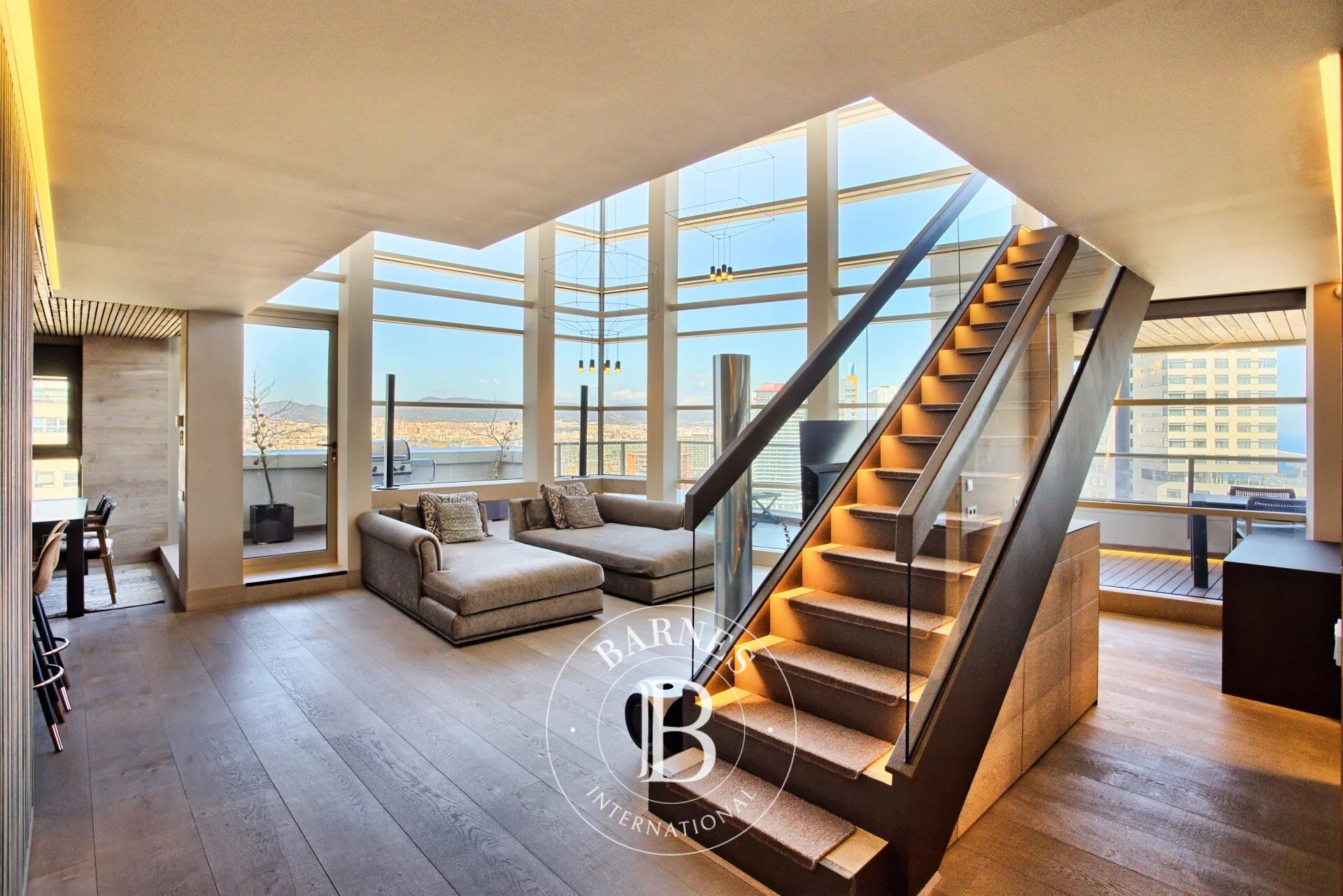 Penthouse Duplex Exclusif avec Vues Imprenables sur la Mer et Barcelone - picture 2