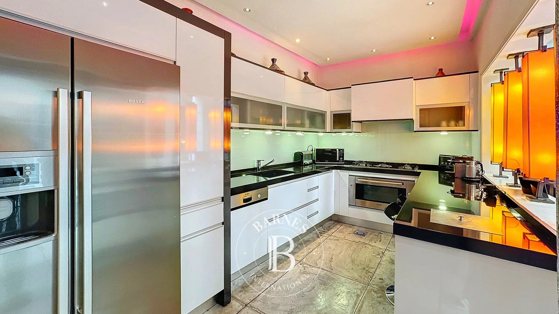 Riad Marrakech - picture 14