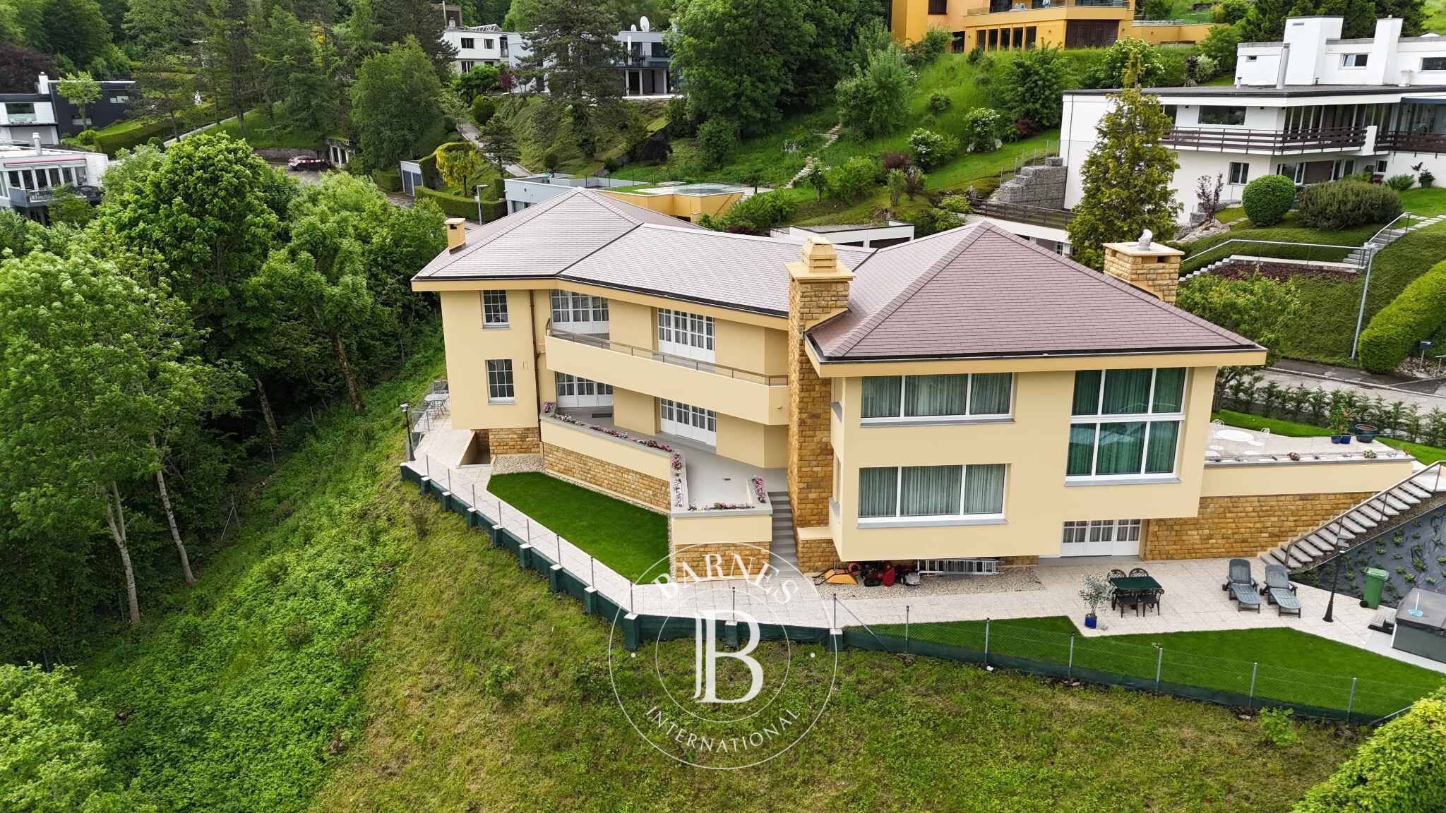 Demeure d'exception de 12.5 pièces  - picture 1