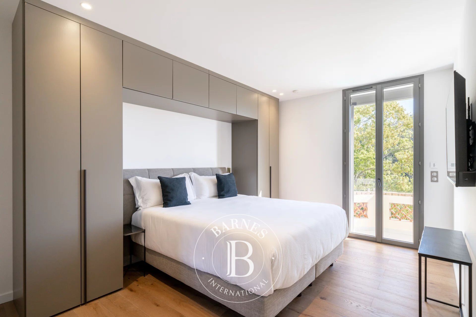 Villa Cannes - picture 12