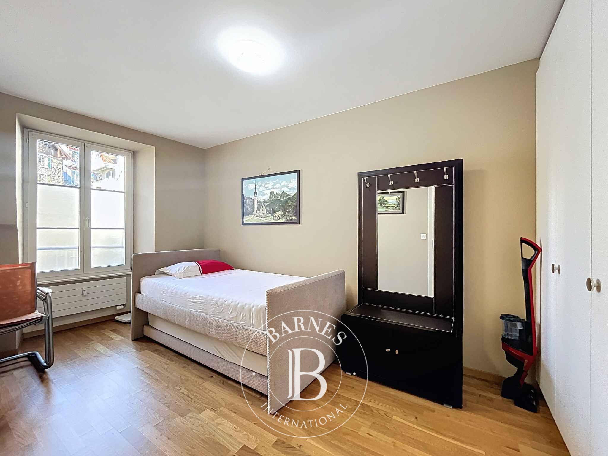 Daire Montreux - picture 7