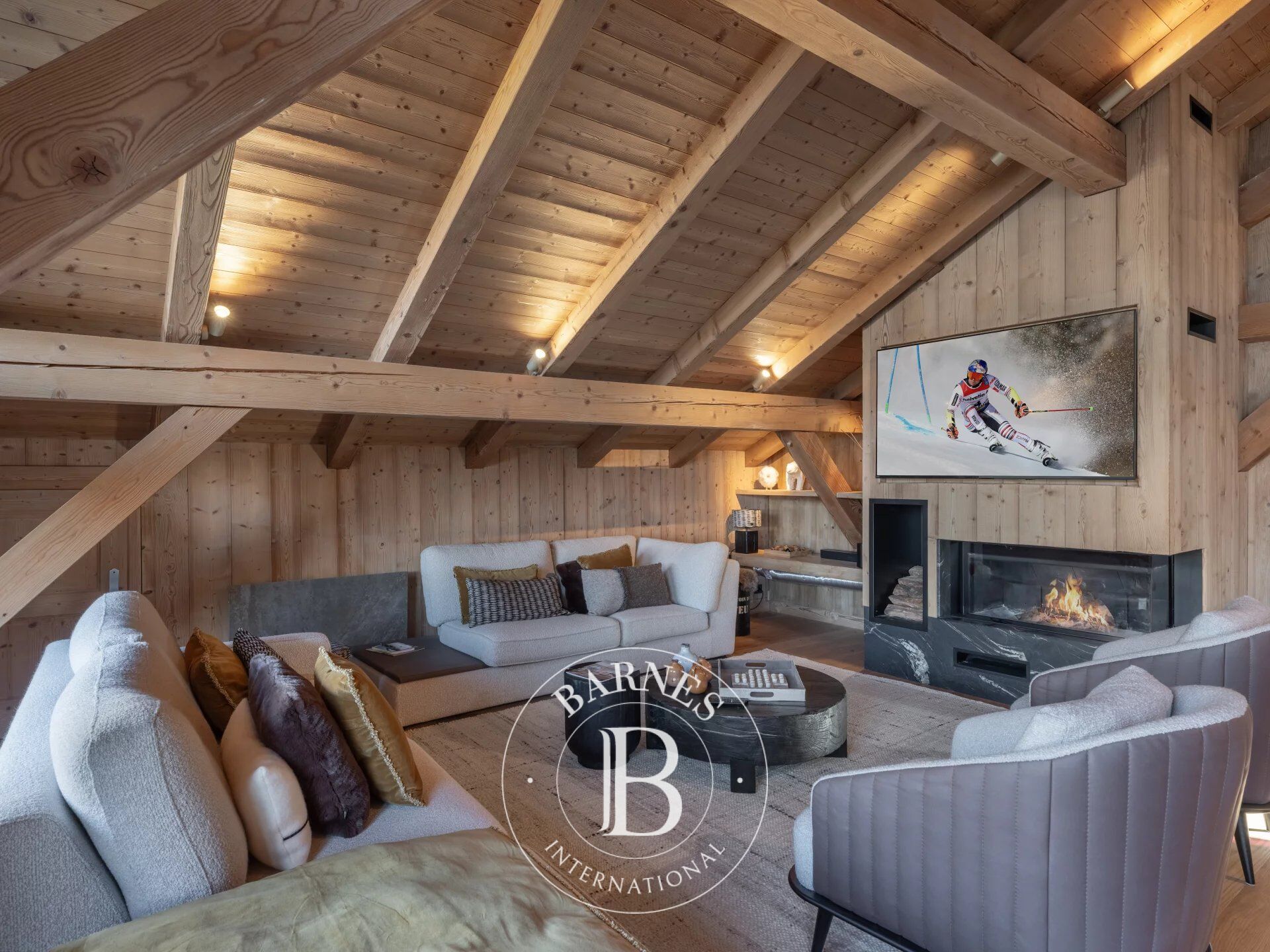 MEGEVE - Prestigious 5 bedrooms half-farm - A showcase of elegance - picture 1