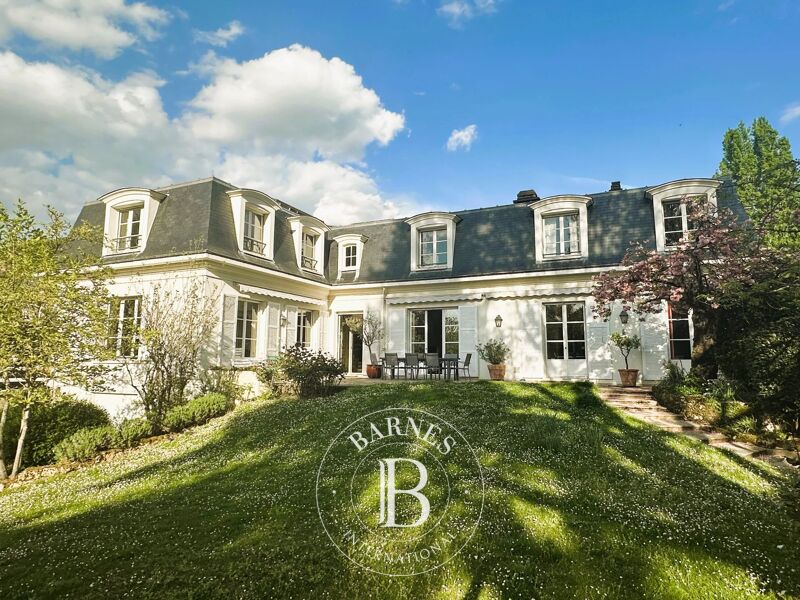 Sold, House Versailles - picture 1