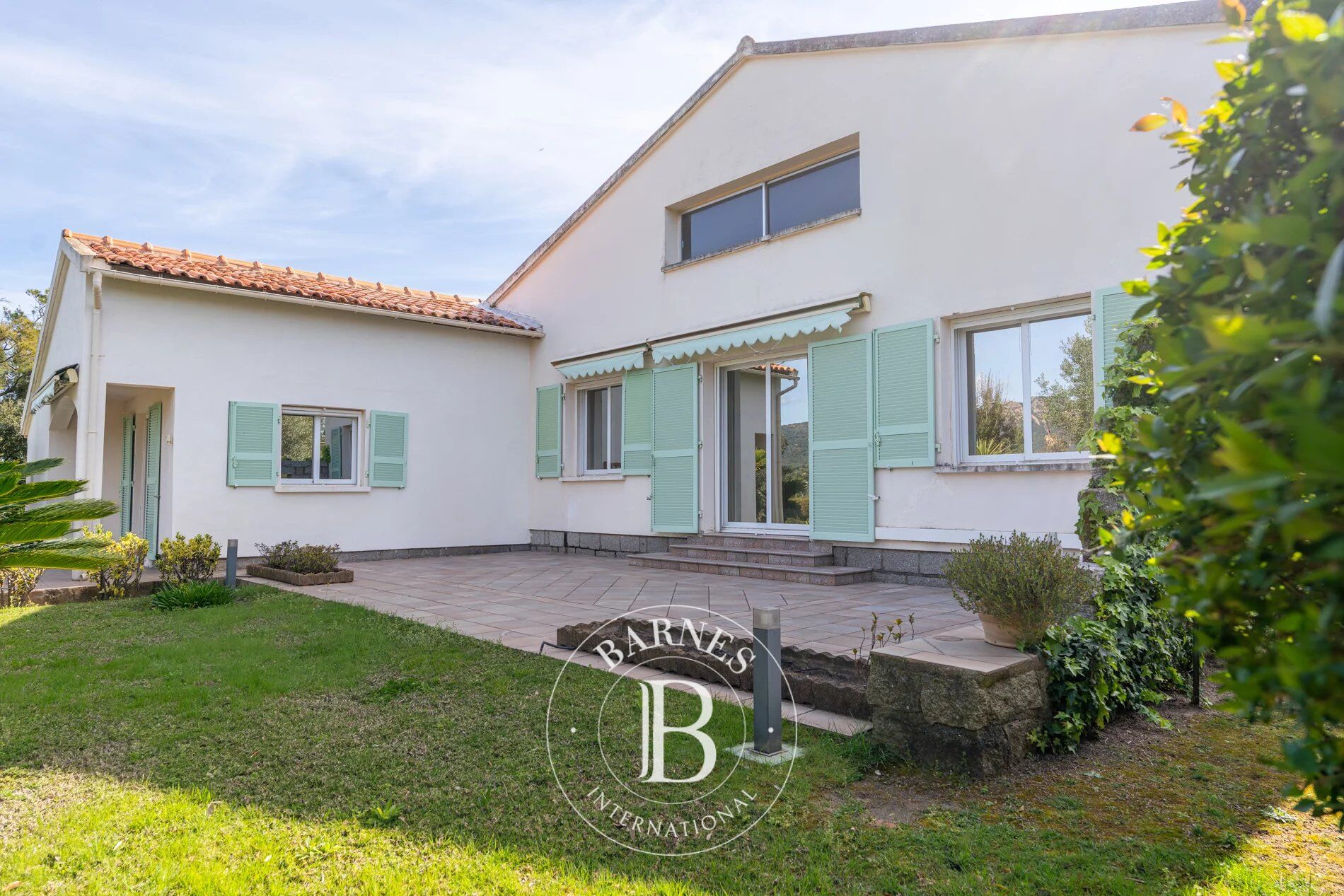 Villa Sainte-Lucie-de-Porto-Vecchio - picture 1