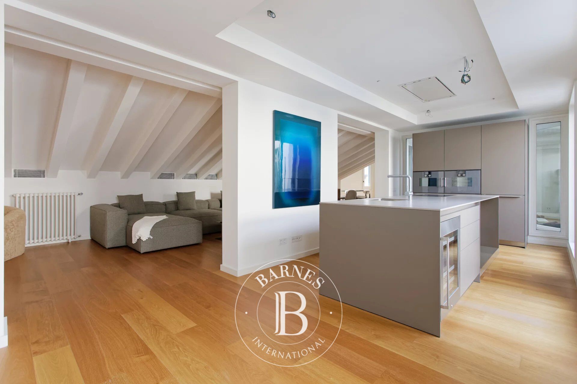 Penthouse exclusif à Casa Burés : Modernisme et luxe au cœur de Barcelone - picture 2