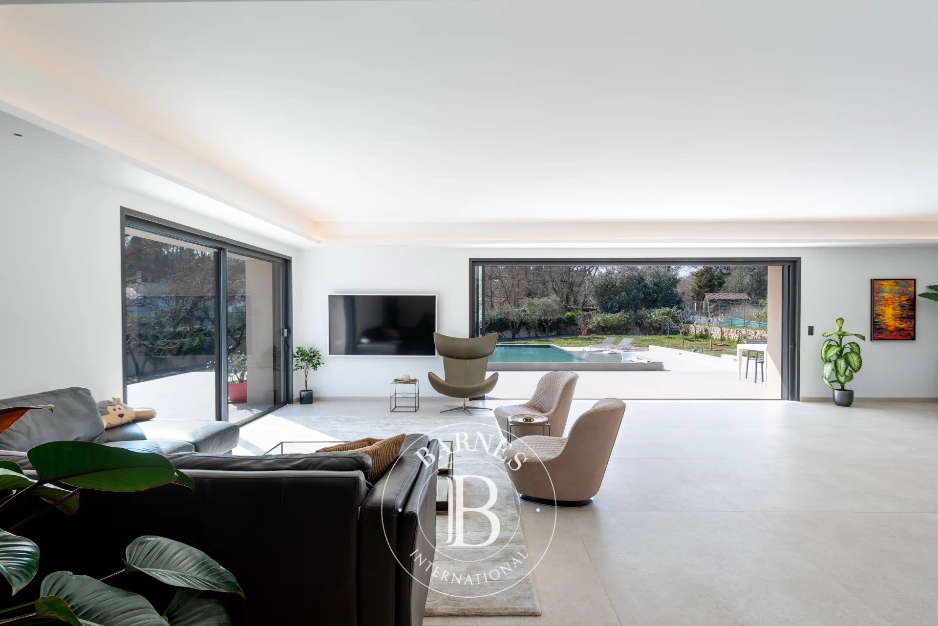 Villa Valbonne - picture 1