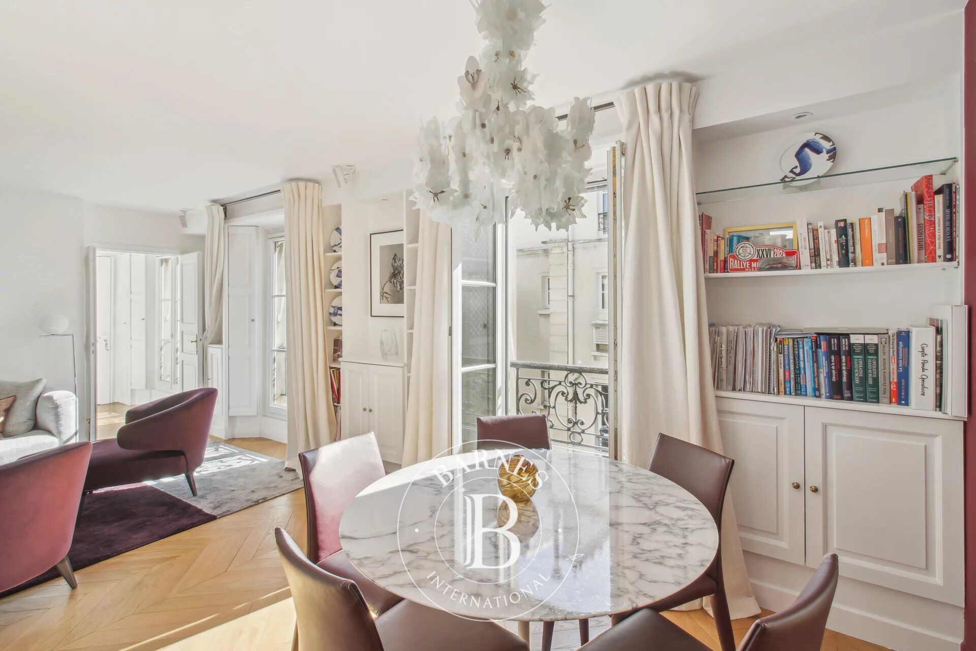 Piso Paris 7ème - picture 1