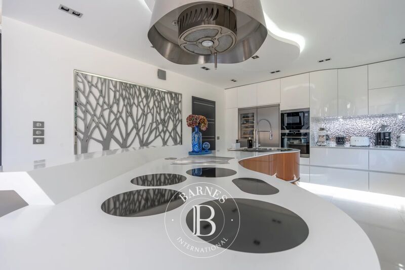 For Sale, House Saint-Maur-des-Fossés - picture 3