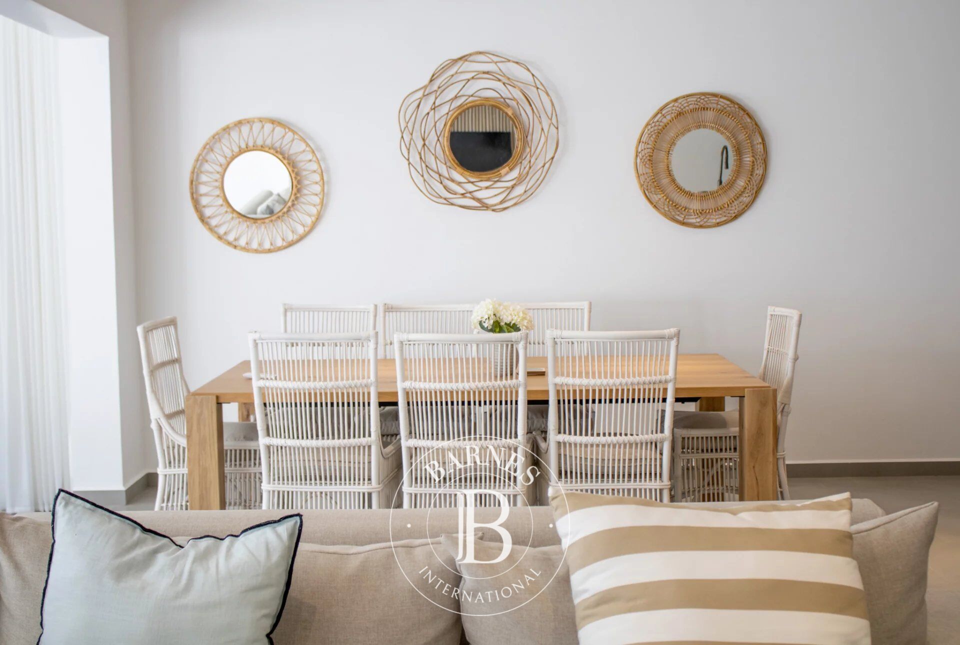 PEREYBERE – Appartement en rez-de-chaussée avec jardin privé & piscine - 3 chambres - picture 2